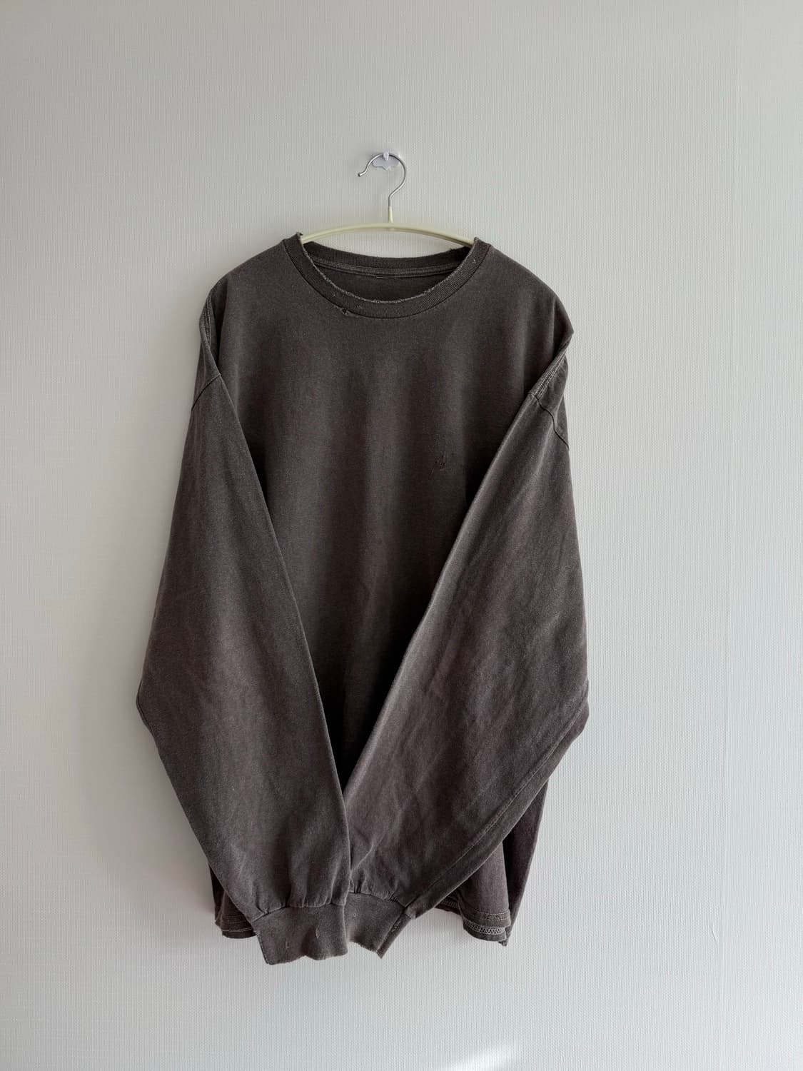 안셀름 Ancellm - Embroidery Dyed LS T-Shirt 상품이미지2