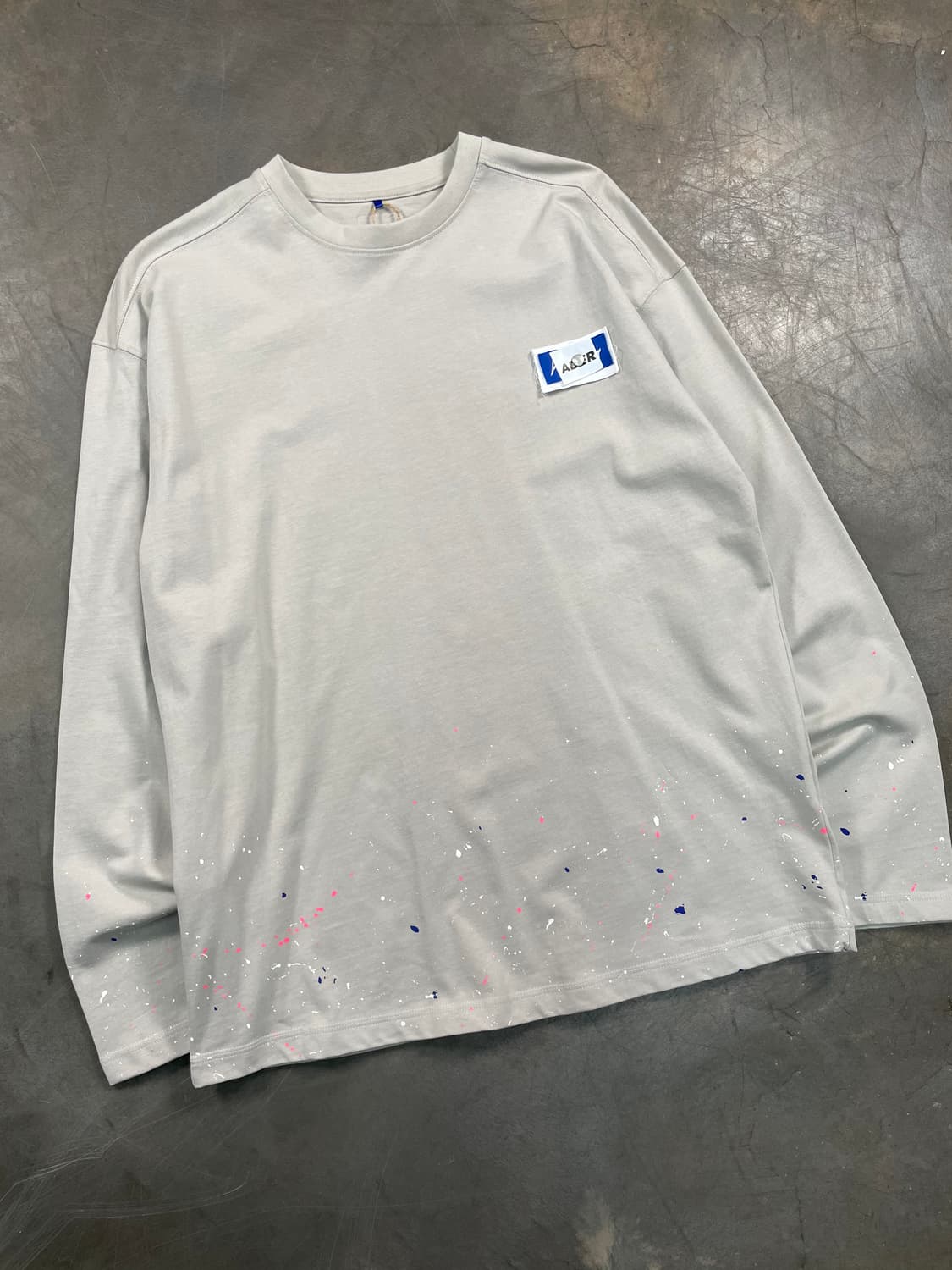 아더에러 페인팅 롱 슬리브 상품이미지2