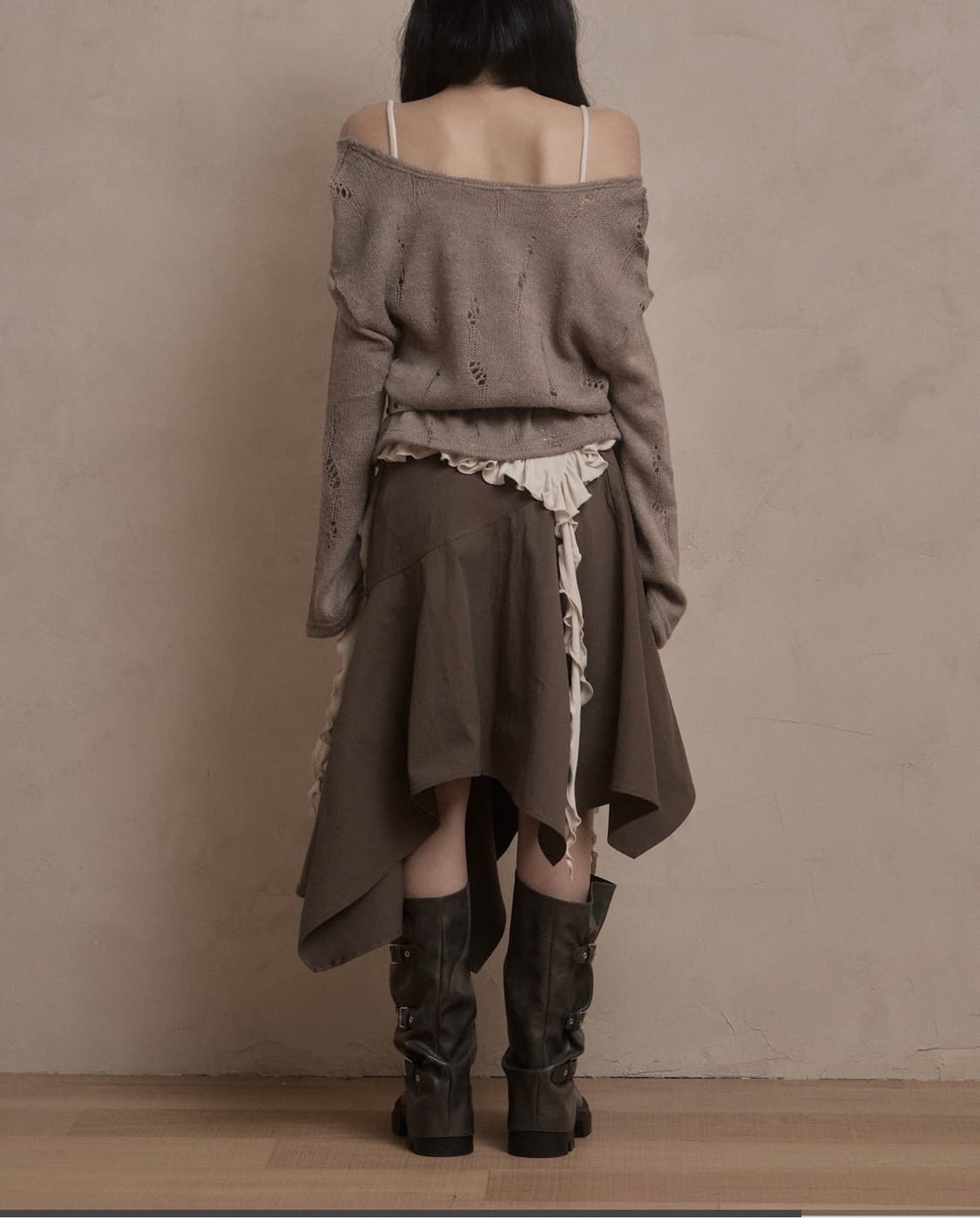 카키포인트 데미지 펀칭 니트 베이지 상품이미지3