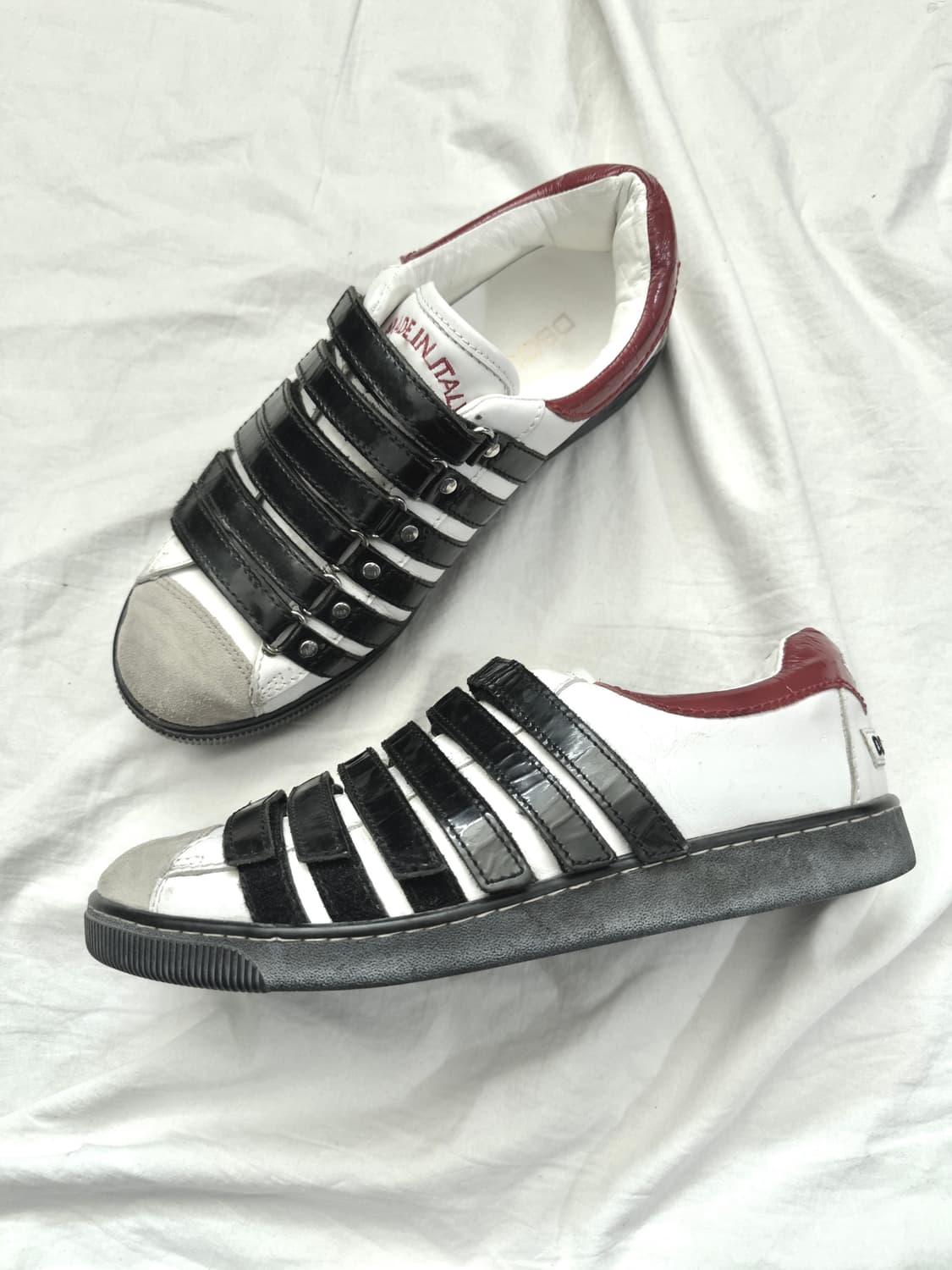 디스퀘어드2 크레이지 6스트랩 스니커즈 상품이미지1