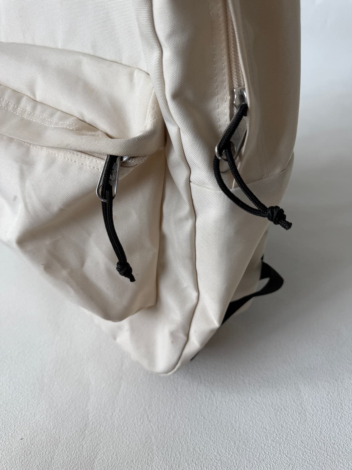 잔스포츠(JANSPORT) 아이보리 백팩 상품이미지8