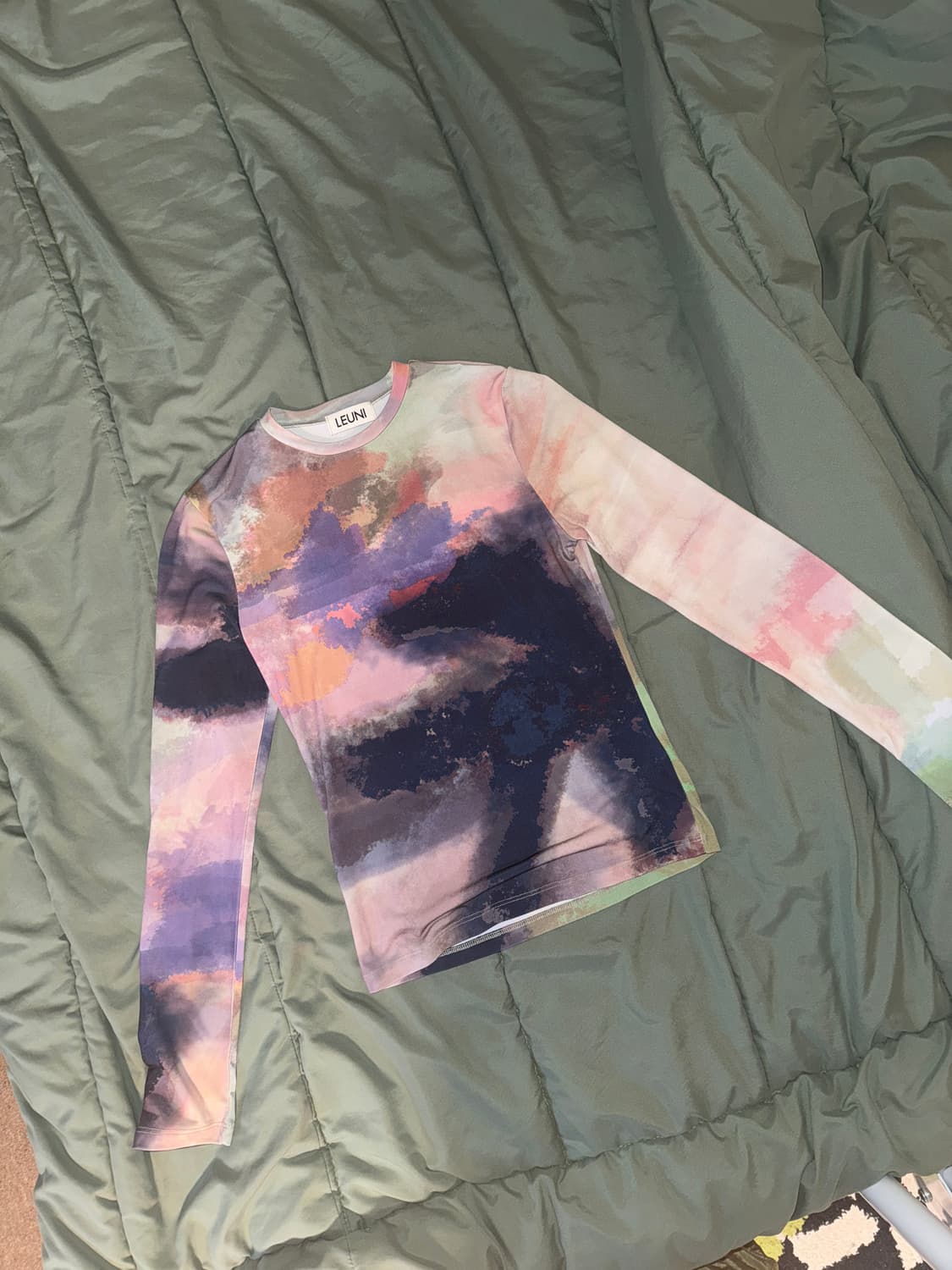 LEUNI 프린팅 롱슬리브 티셔츠 상품이미지1