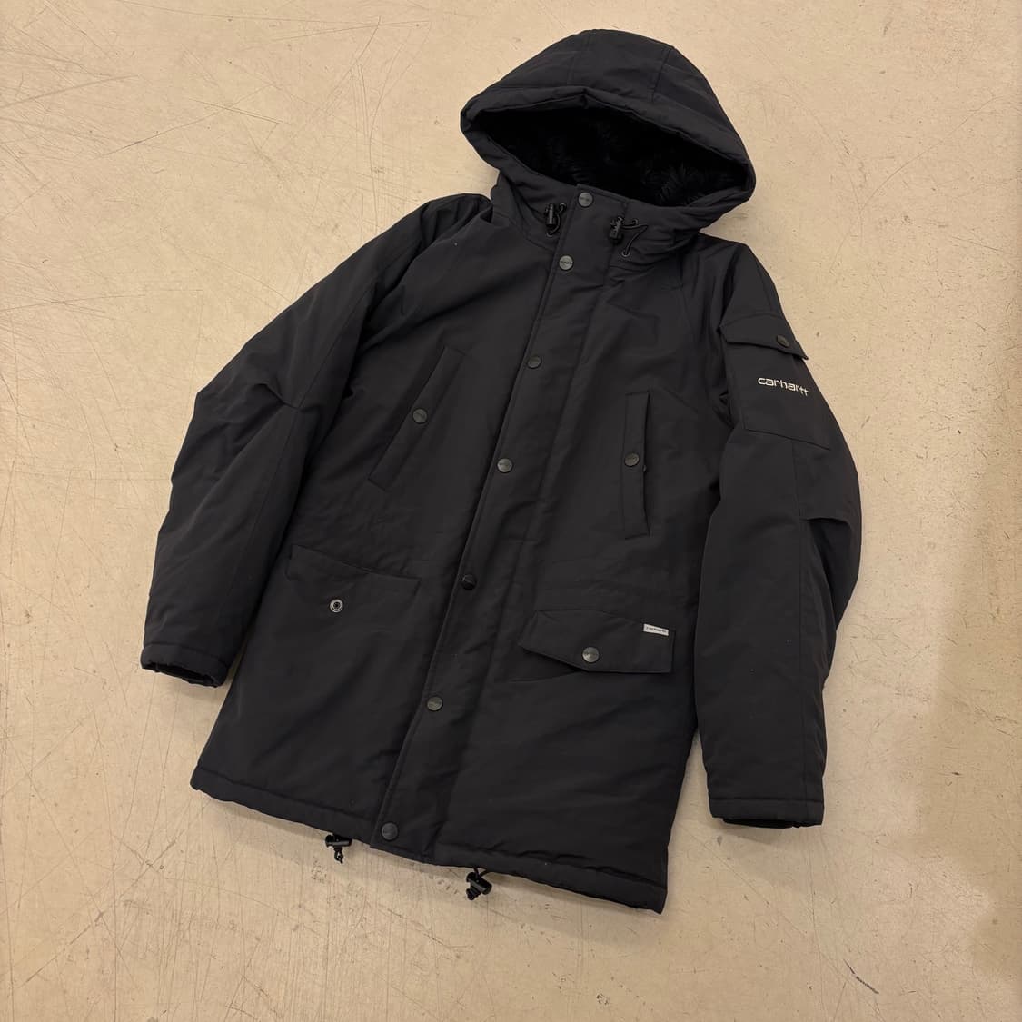 칼하트 블랙 앵커리지 파카 상품이미지1