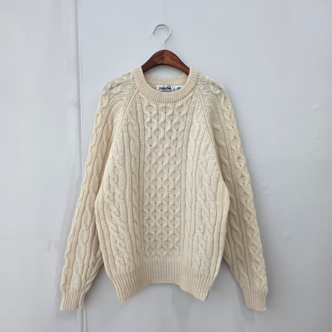 Swing Beat 울100% 아이보리 피셔맨 케이블 니트 상품이미지1