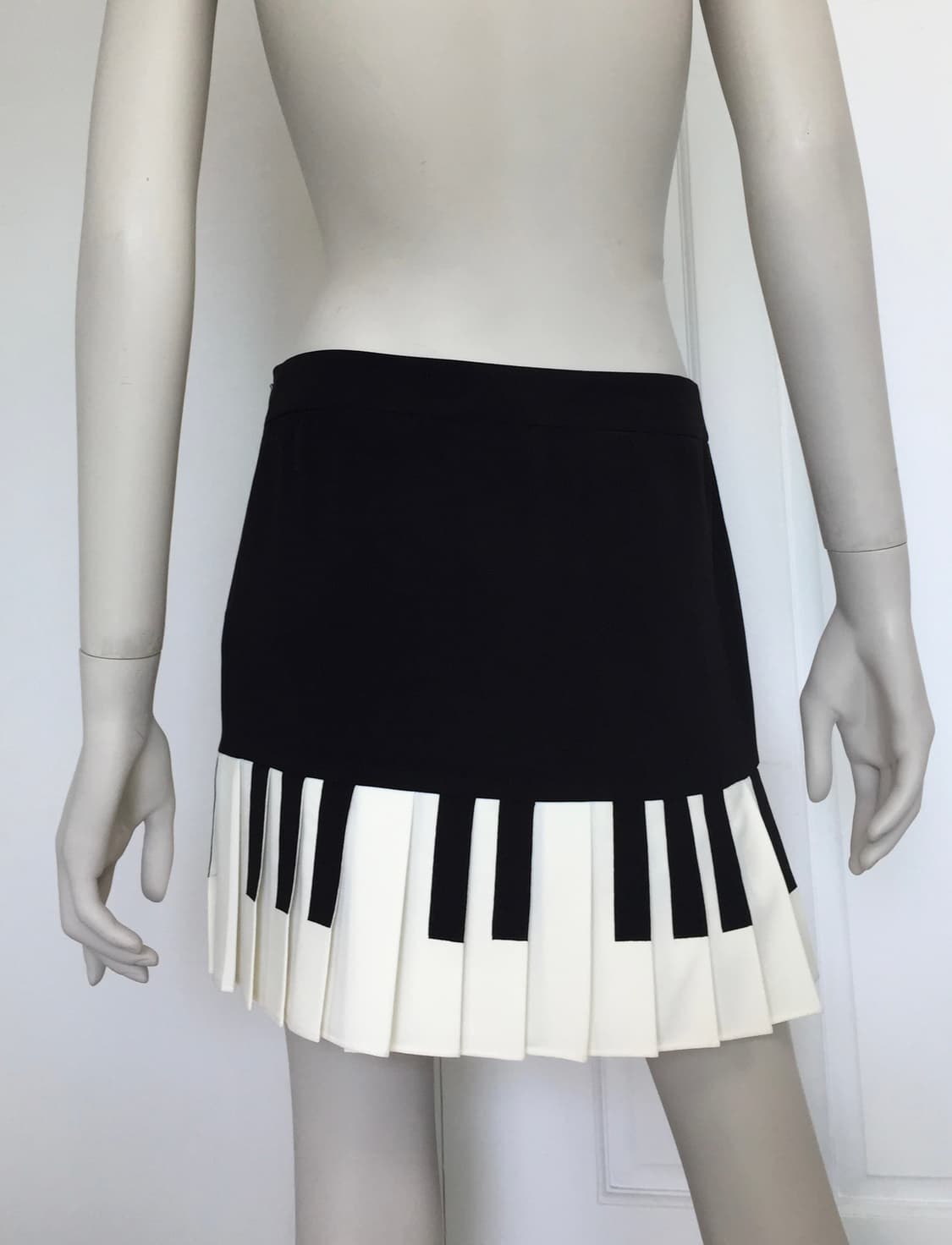 Moschino 90’s Piano Pleats Skirt *Rare 상품이미지4