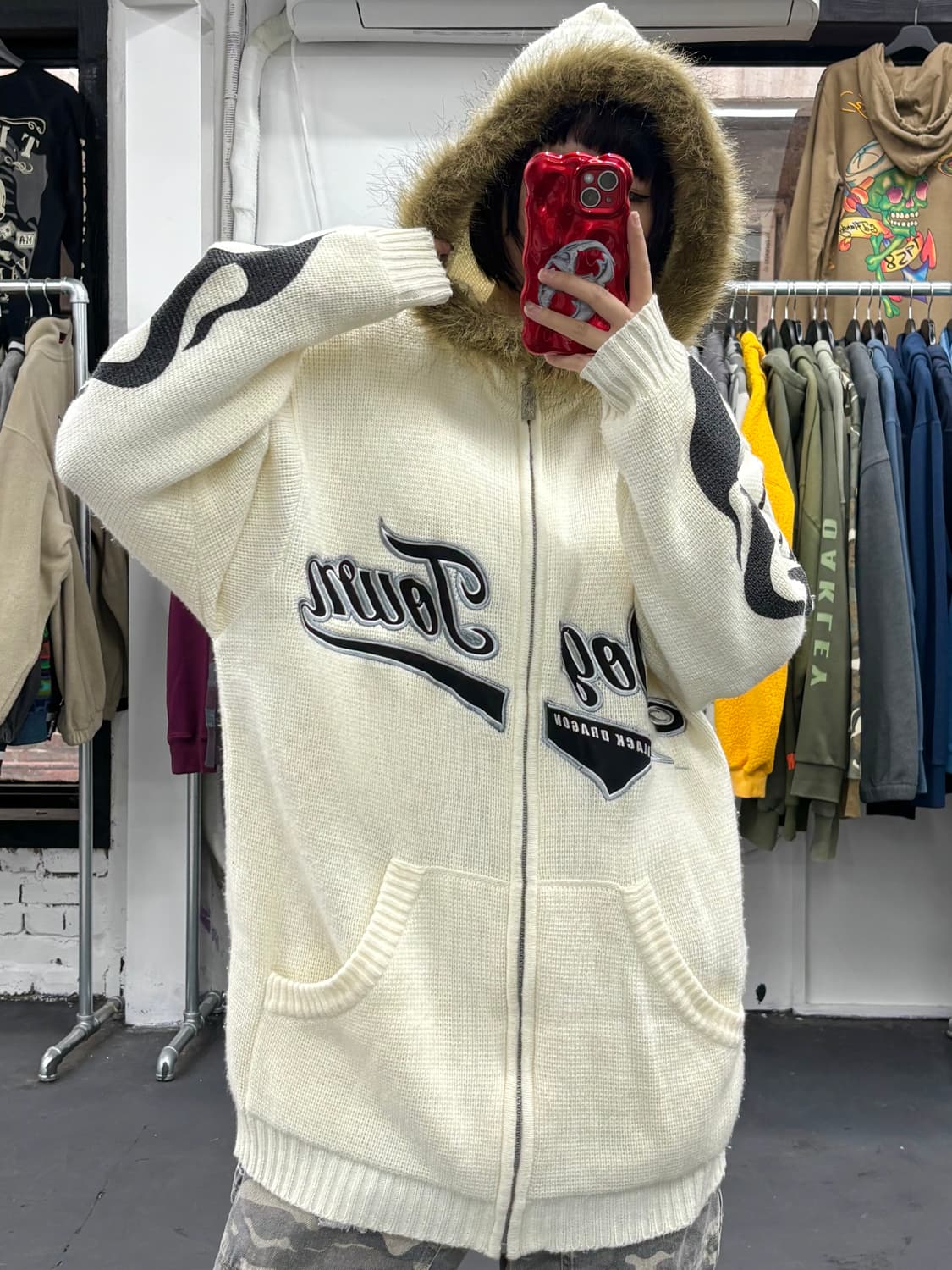 도그타운 블랙드래곤 퍼 니트집업 상품이미지3