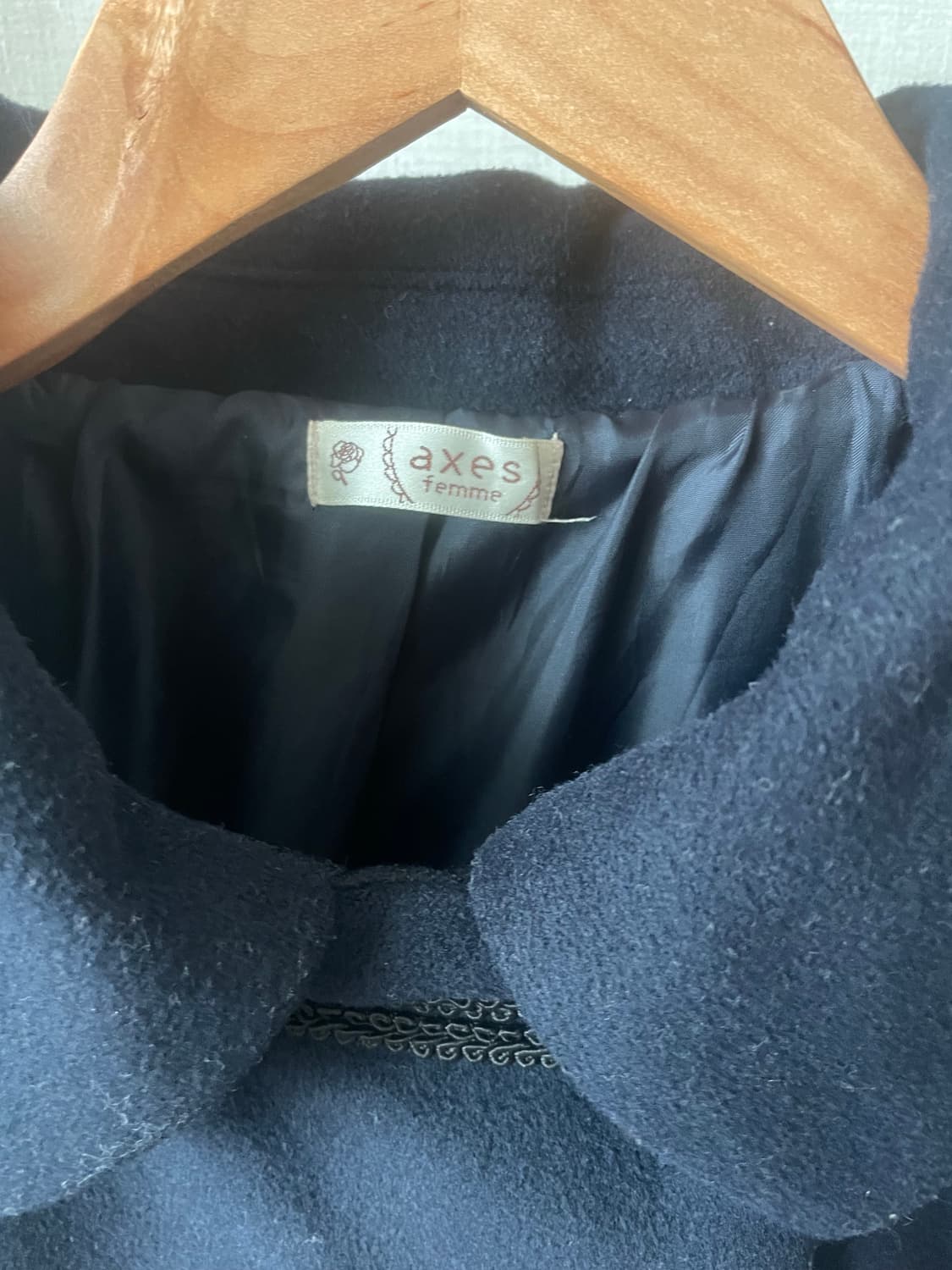모리걸 빈티지 엑시즈팜 axes femme 네이비 코트 💙💛 상품이미지2