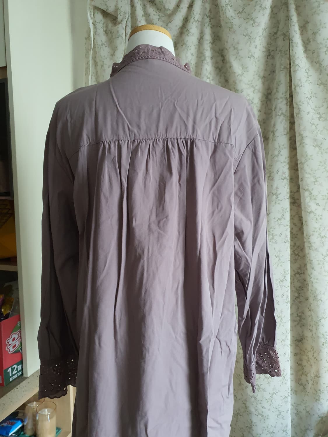 [모리걸] 레이스 핀턱 블라우스 롱 셔츠 상품이미지4