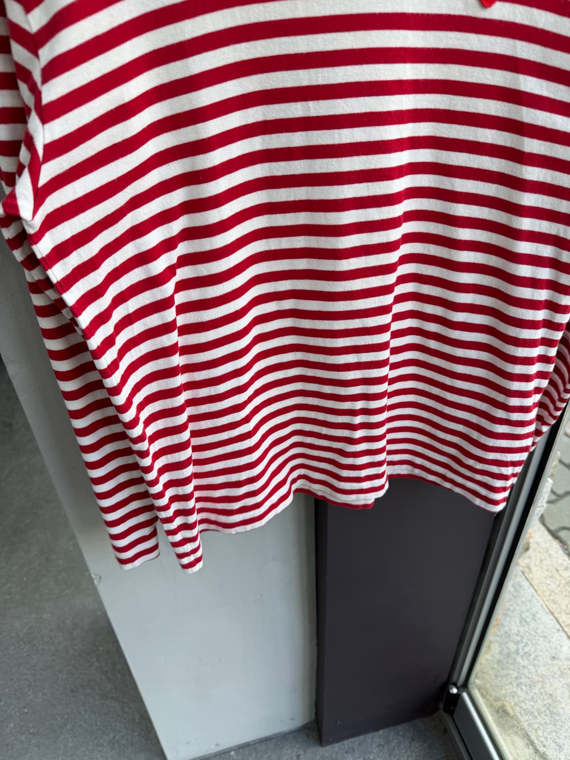 L/ 꼼데가르송 스트라이프 레드와펜 긴팔 상품이미지4