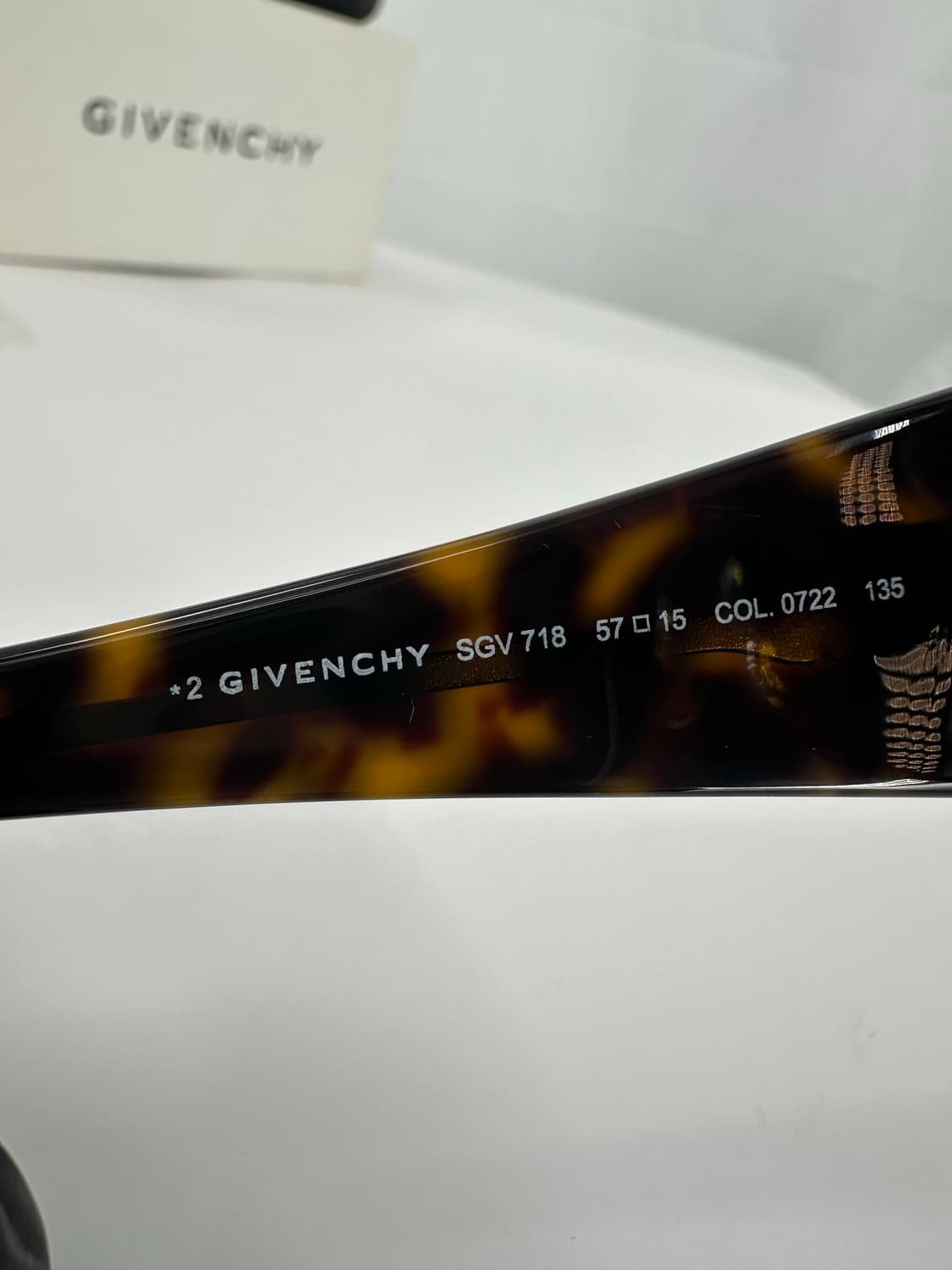 [새상품 무료배송] 정품 지방시 Made in Italy 선글라스 상품이미지8