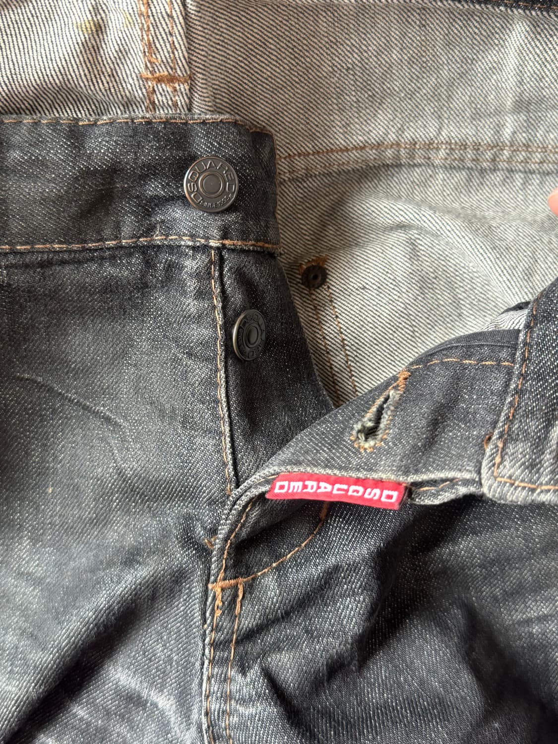 Dsquared2 black wash distressed jeans 상품이미지6