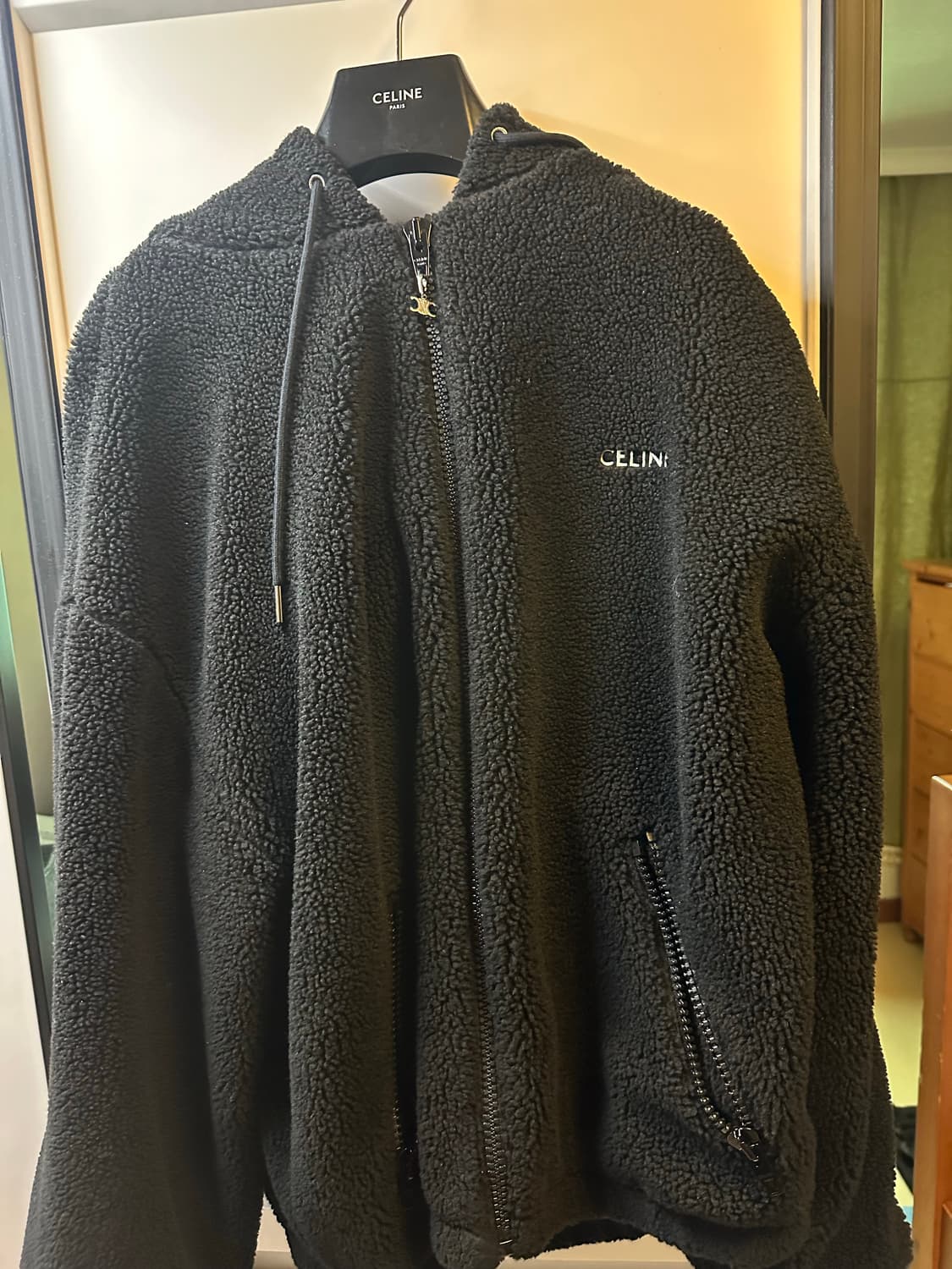 셀린느 플리스 M 상품이미지1