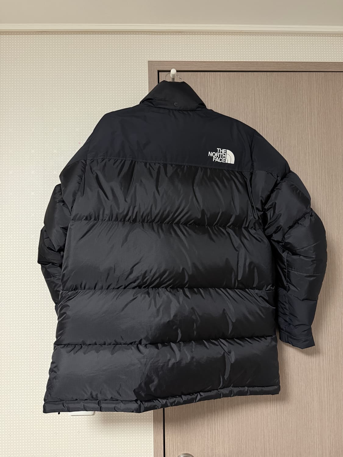 노스페이스 힘다운 일본판 m사이즈 팝니다 상품이미지2