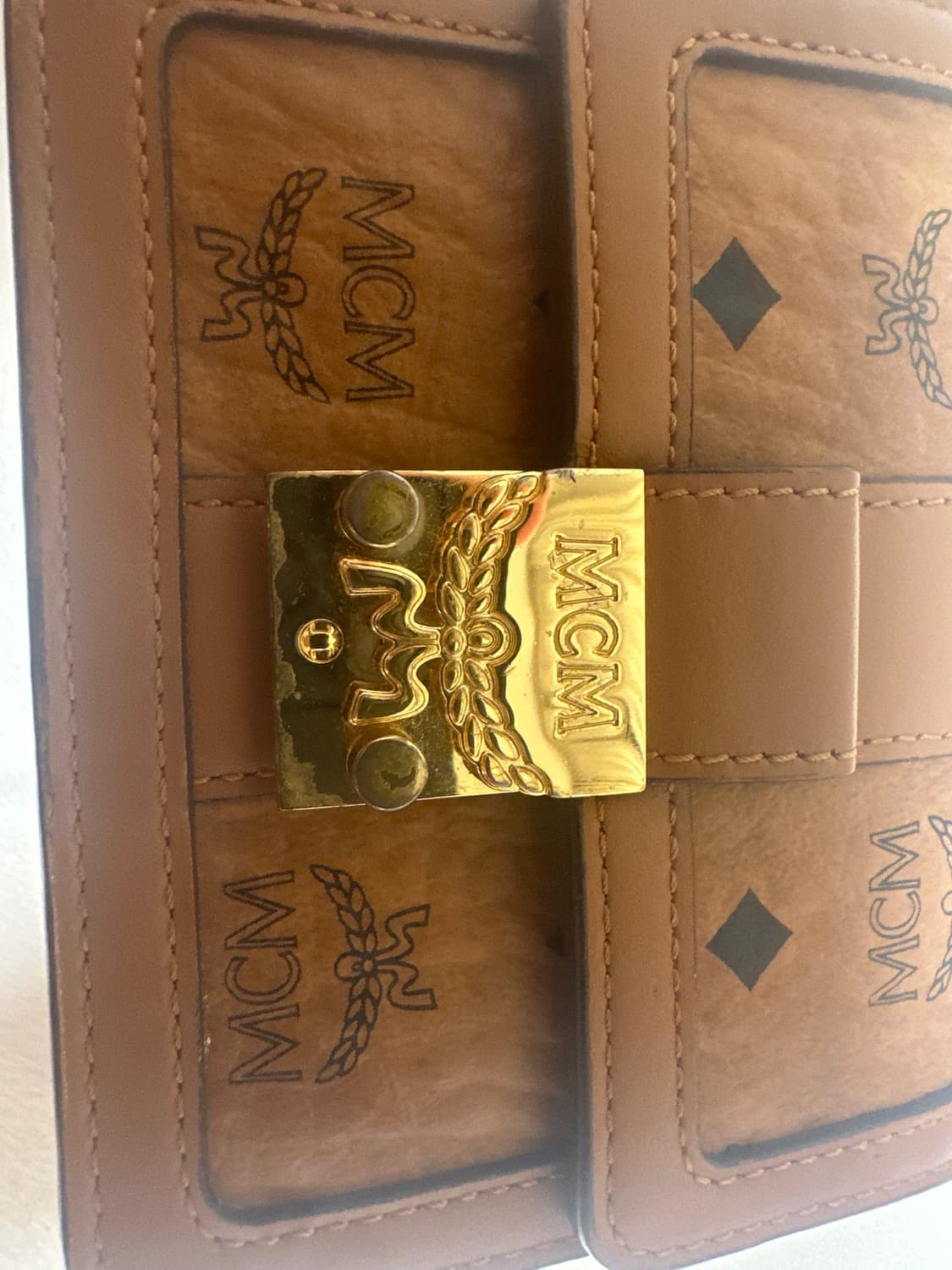 MCM 트레이시 비세토스 체인 지갑 상품이미지3
