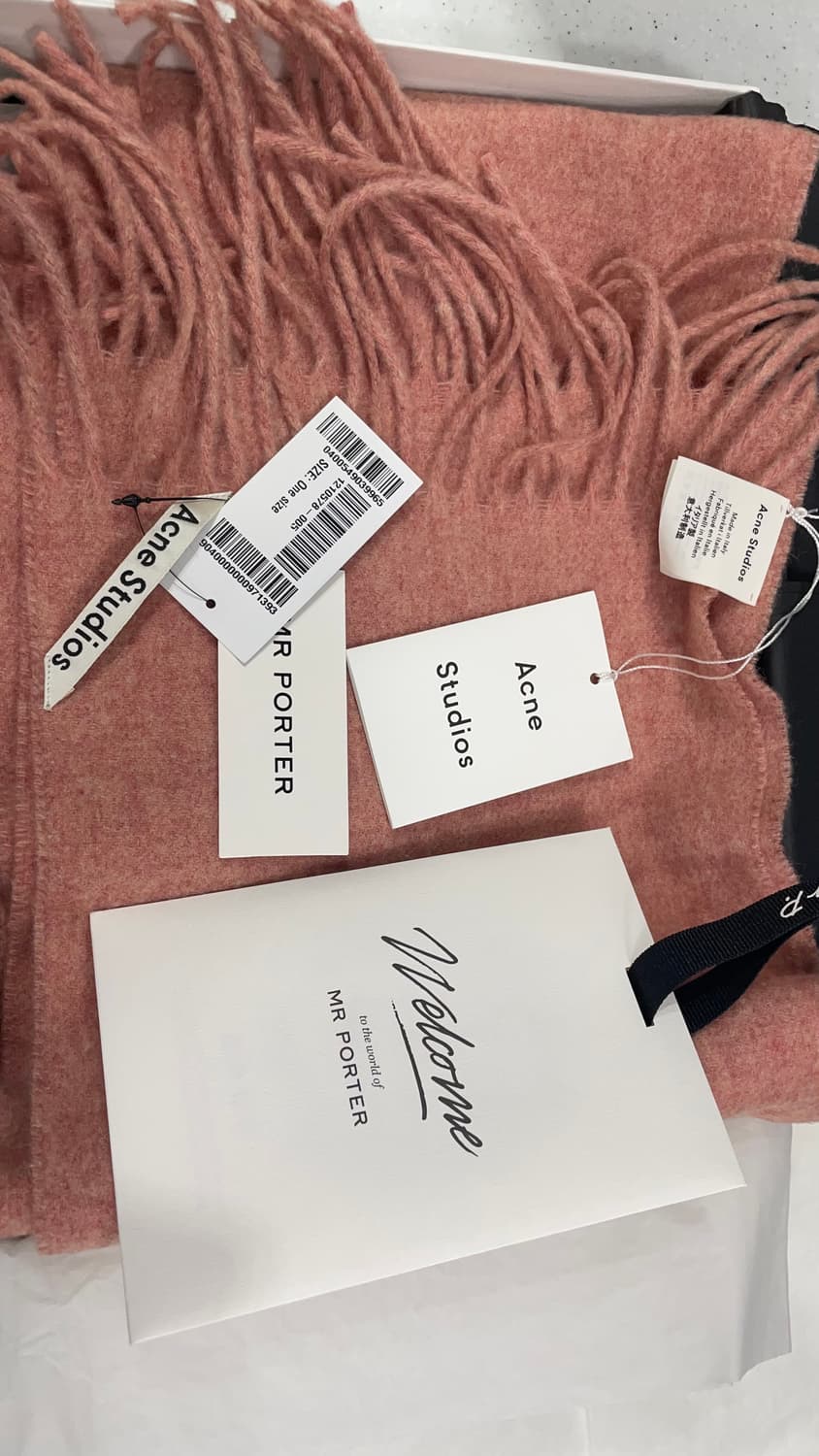 아크네스튜디오 스키니 울 머플러 핑크 사선탭 280cmx25cm 상품이미지2