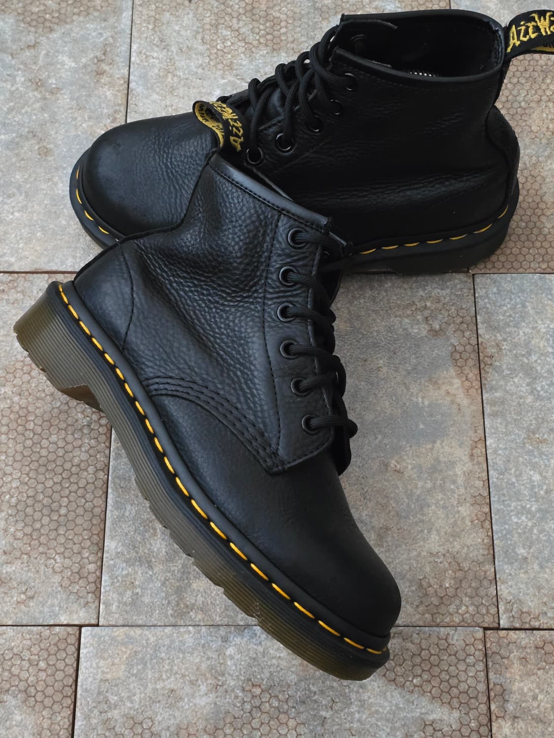 (220)닥터마틴 101 6홀 부츠 상품이미지7