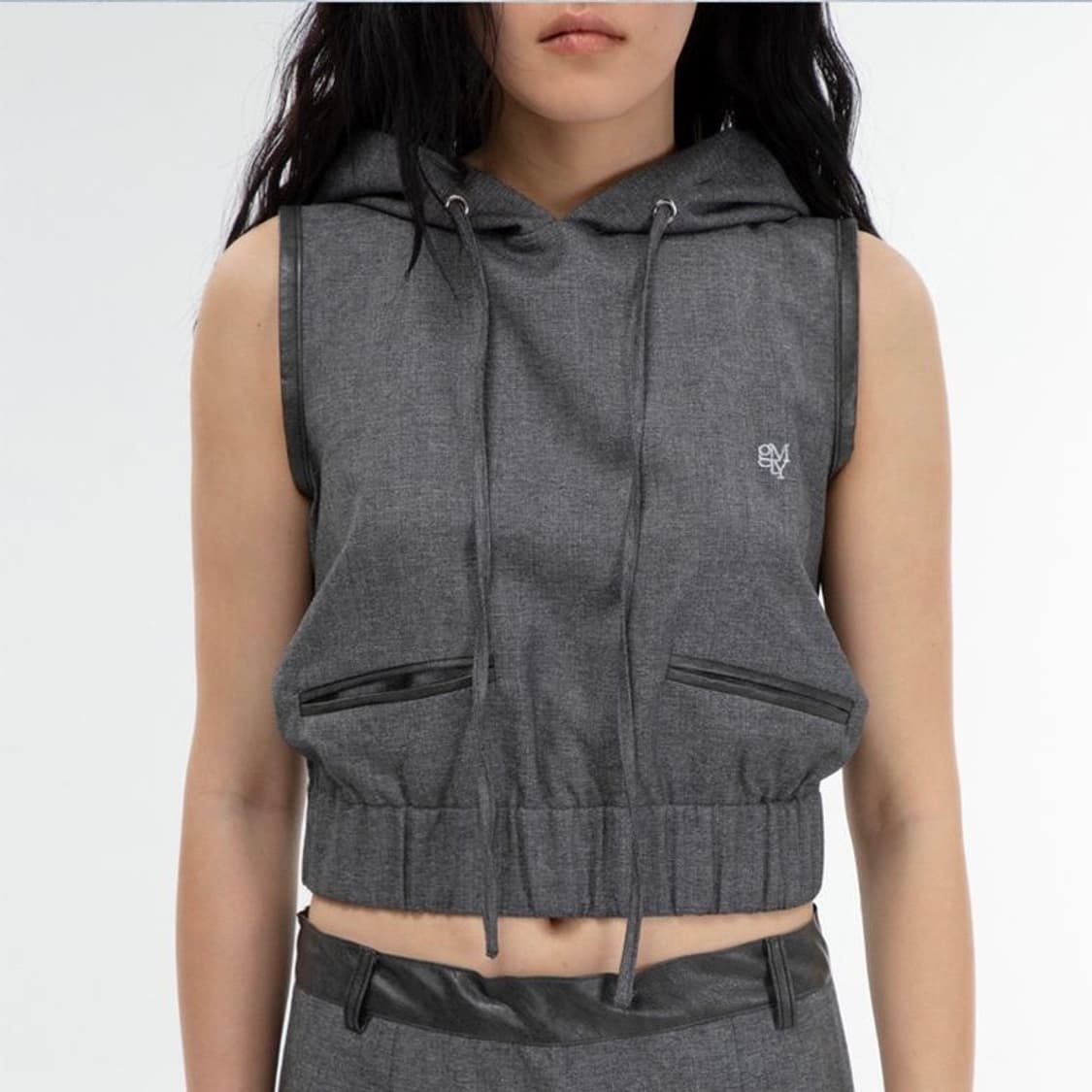 김미더영 슬리브 후드 차콜 G FORMAL SLEEVELESS HOODY 상품이미지1