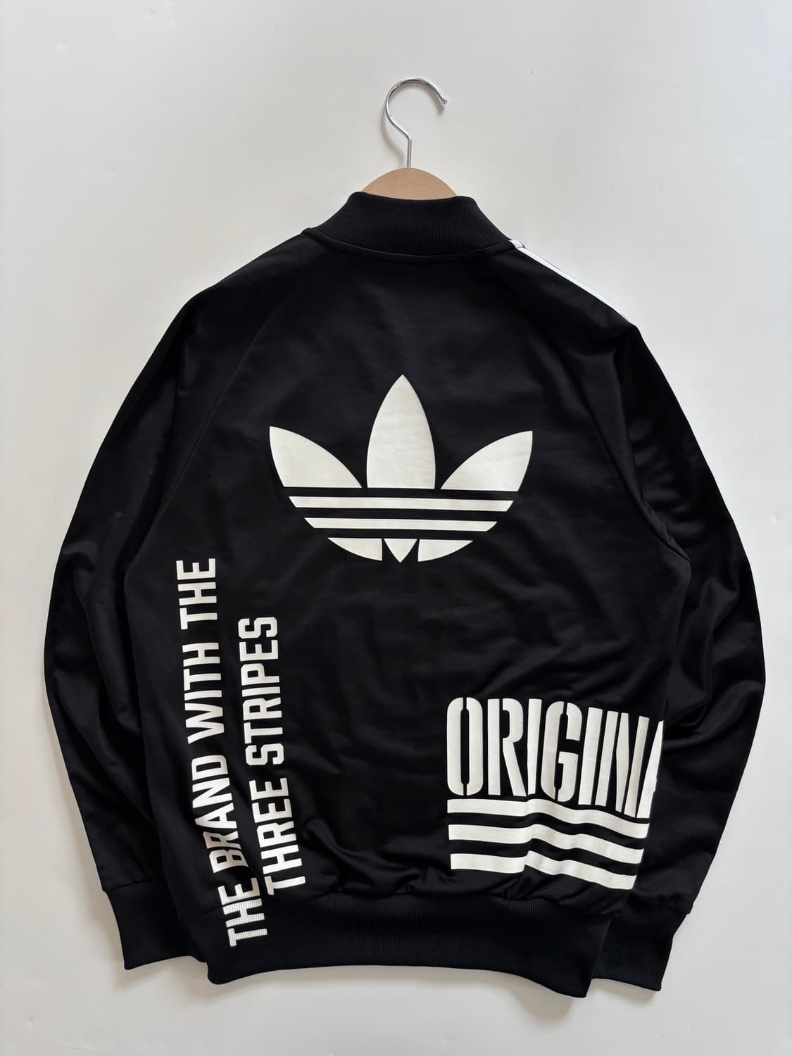 Adidas 아디다스 헤리티지로고 블랙컬러 트랙탑 상품이미지4