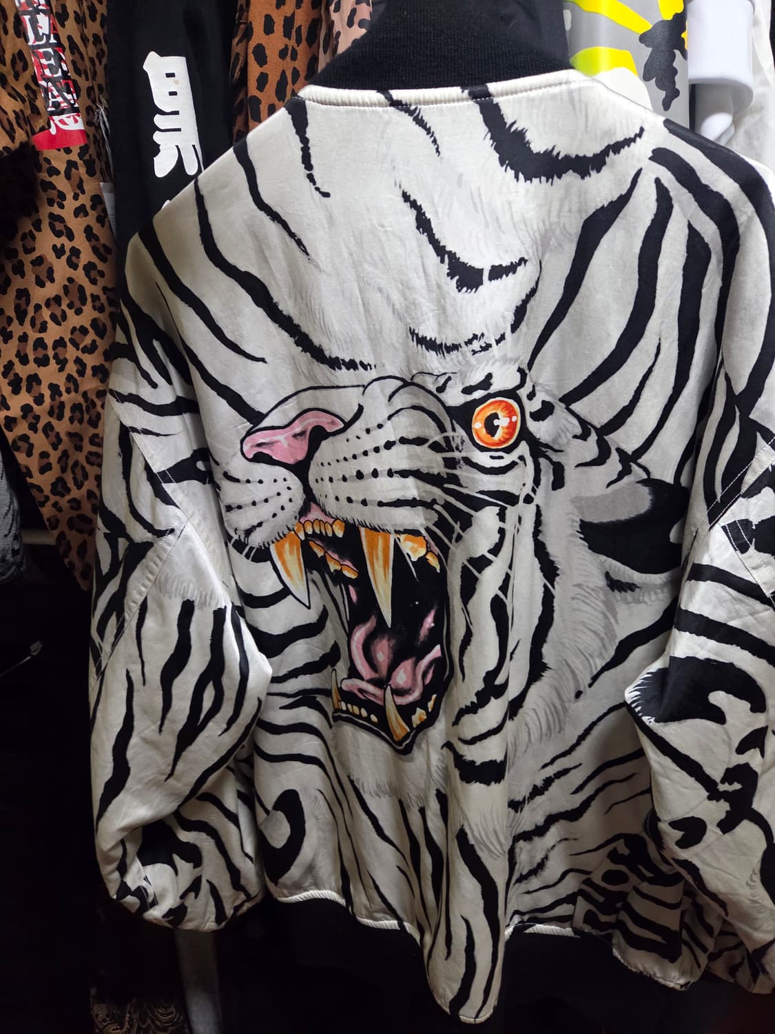 와코마리아 팀레히 스카쟌 L판매합니다 상품이미지2