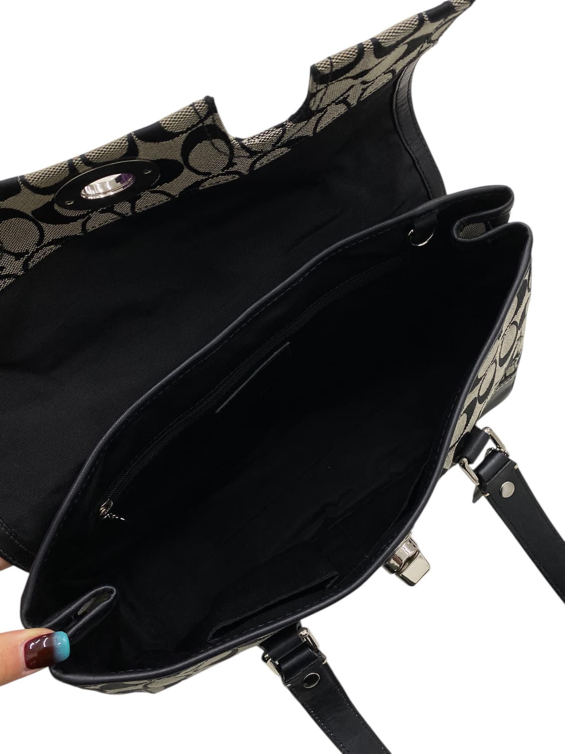 코치 y2k 블랙 버클 숄더백 상품이미지3