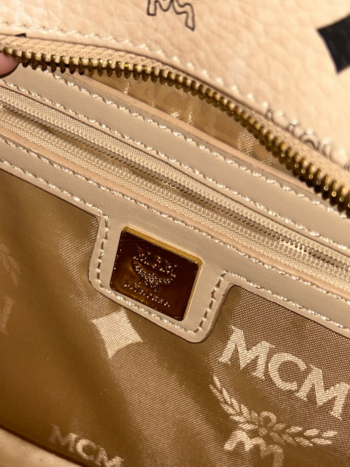 MCM 백팩 베이지골드 갸루백 상품이미지6