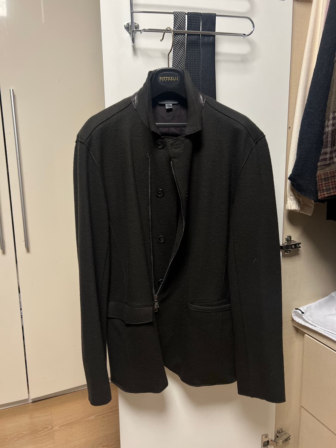 존 바바토스 울 자켓 상품이미지1