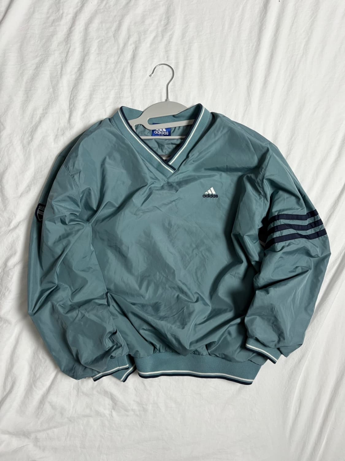 아디다스 브이넥 청록색 웜업 상품이미지1