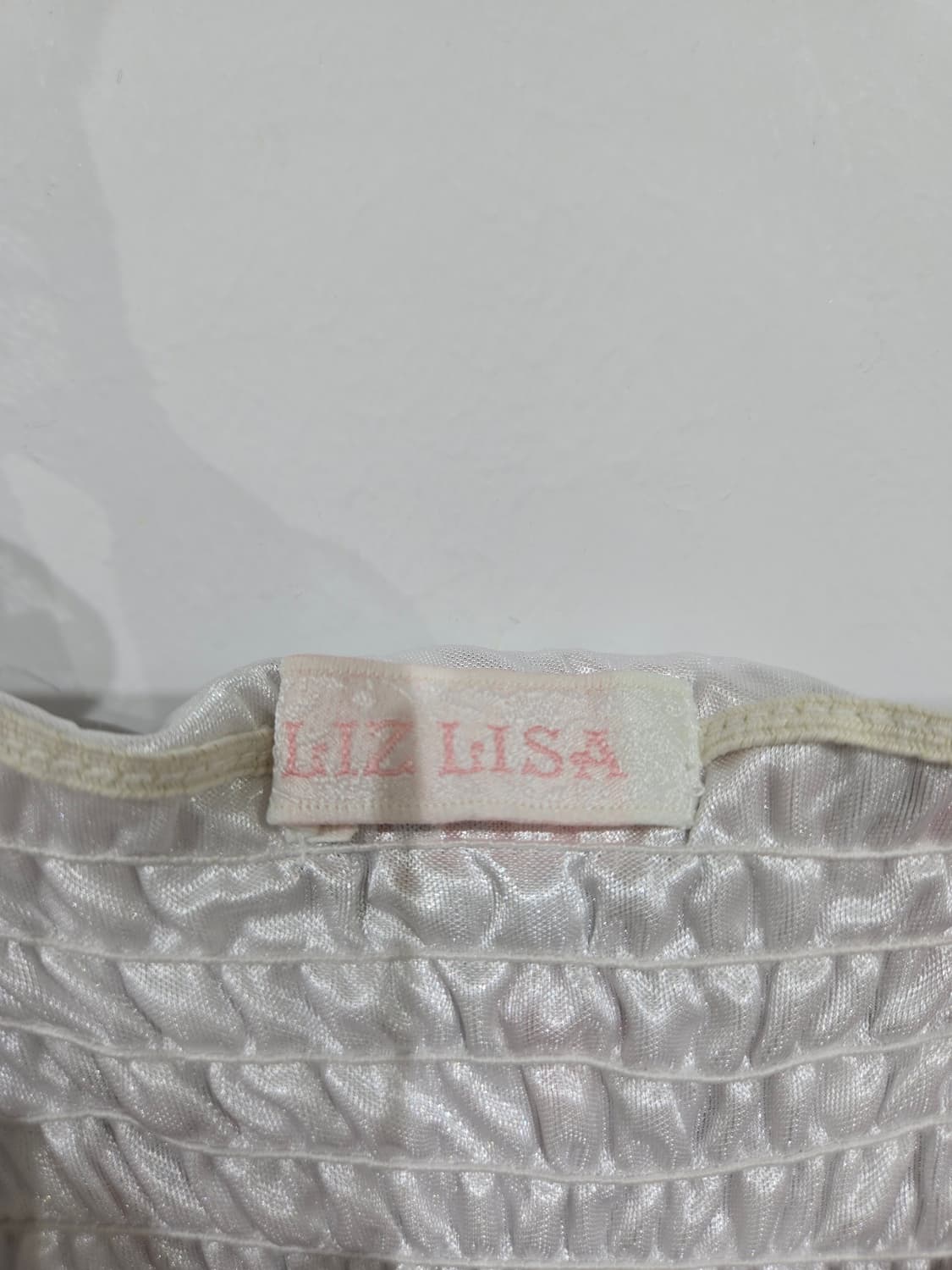 리즈 리사 레이스 플라워 펀칭 블라우스 상품이미지5