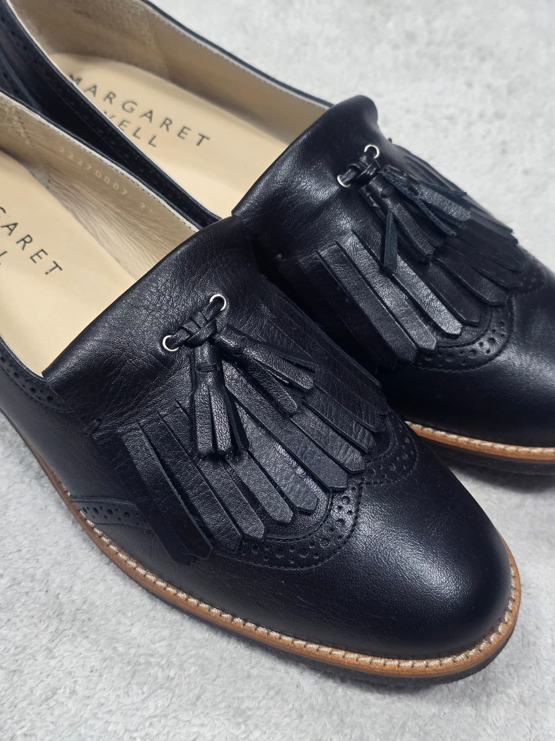 마가렛 호웰 레더 테슬 로퍼 250 상품이미지1