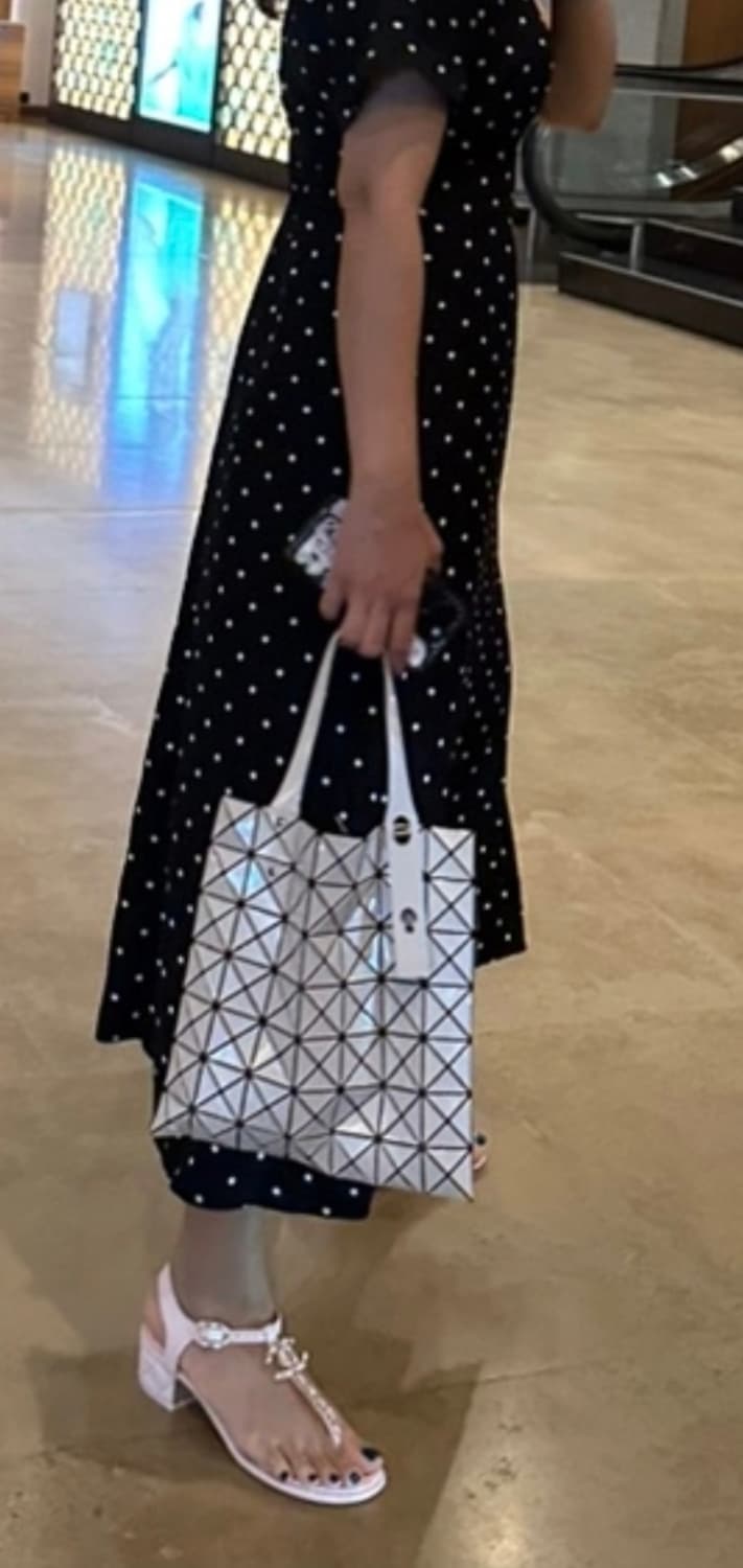 바오바오백 프리즘 미니 토트백 새상품급 정품(보증서O) 상품이미지5