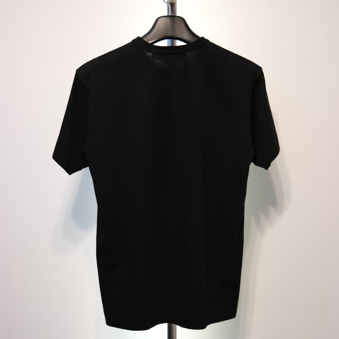 (L) 꼼데가르송 레드 하트 반팔 티셔츠 - AZ모델 상품이미지2