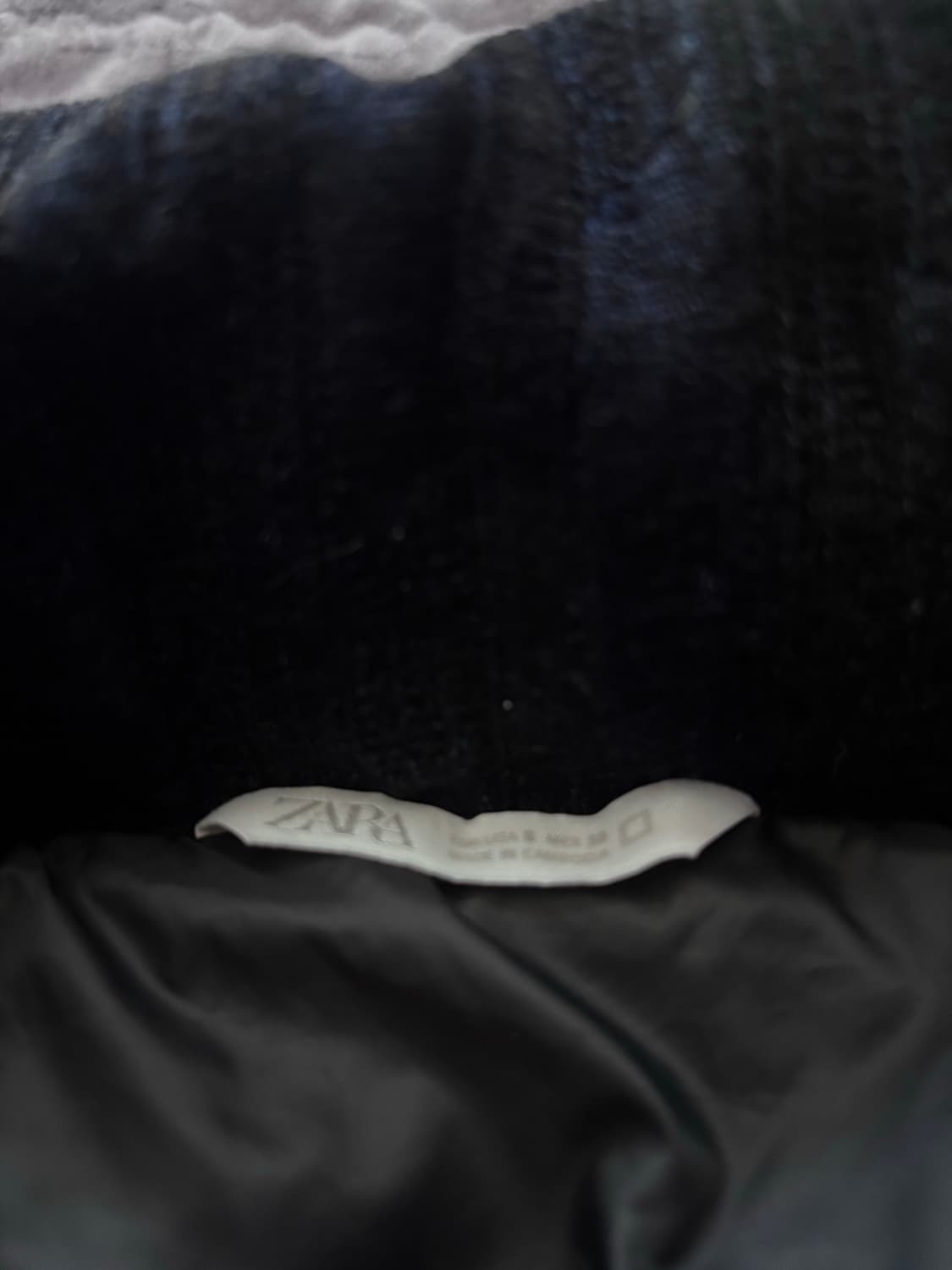 자라 크롭핏 패딩 자켓 상품이미지4