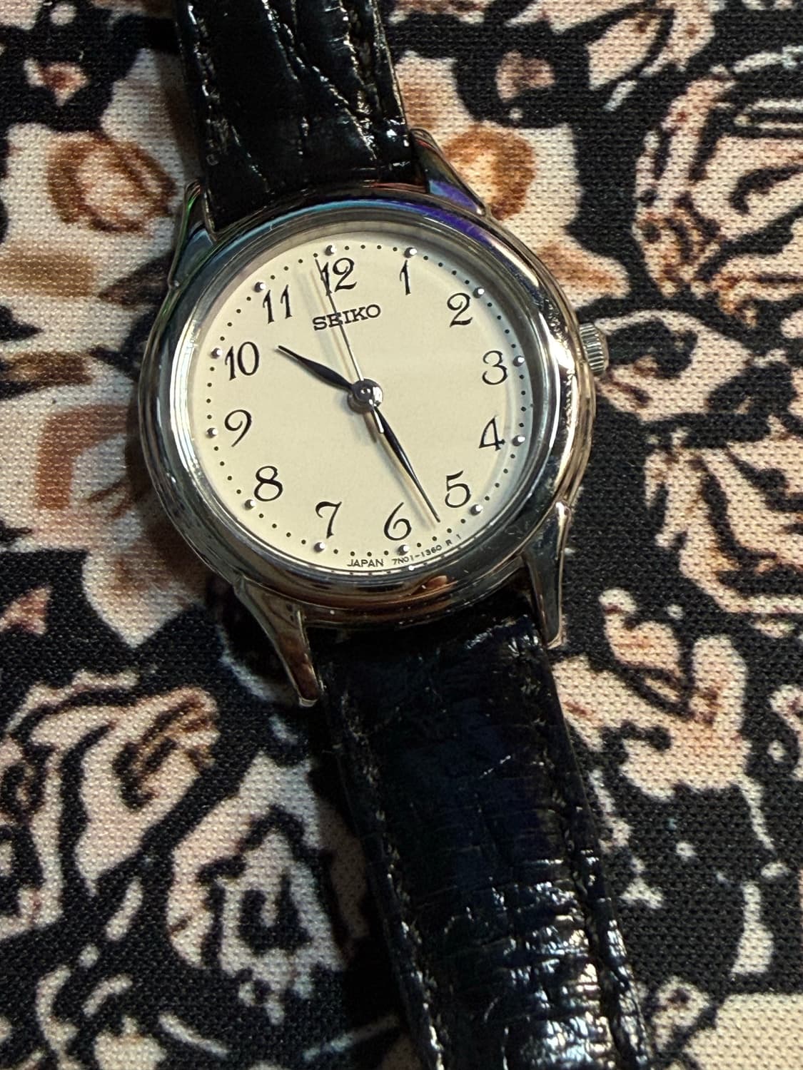 SEIKO 빈티지 여성 쿼츠 시계 상품이미지2