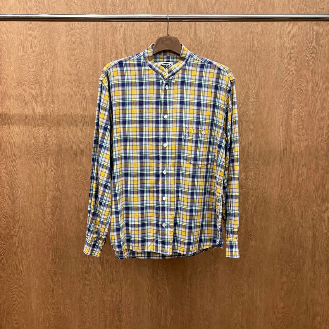 미쏘니 스포츠 코튼 긴팔 셔츠 체크 패턴 원 포켓 디테일 옐로우 네이비 상품이미지2