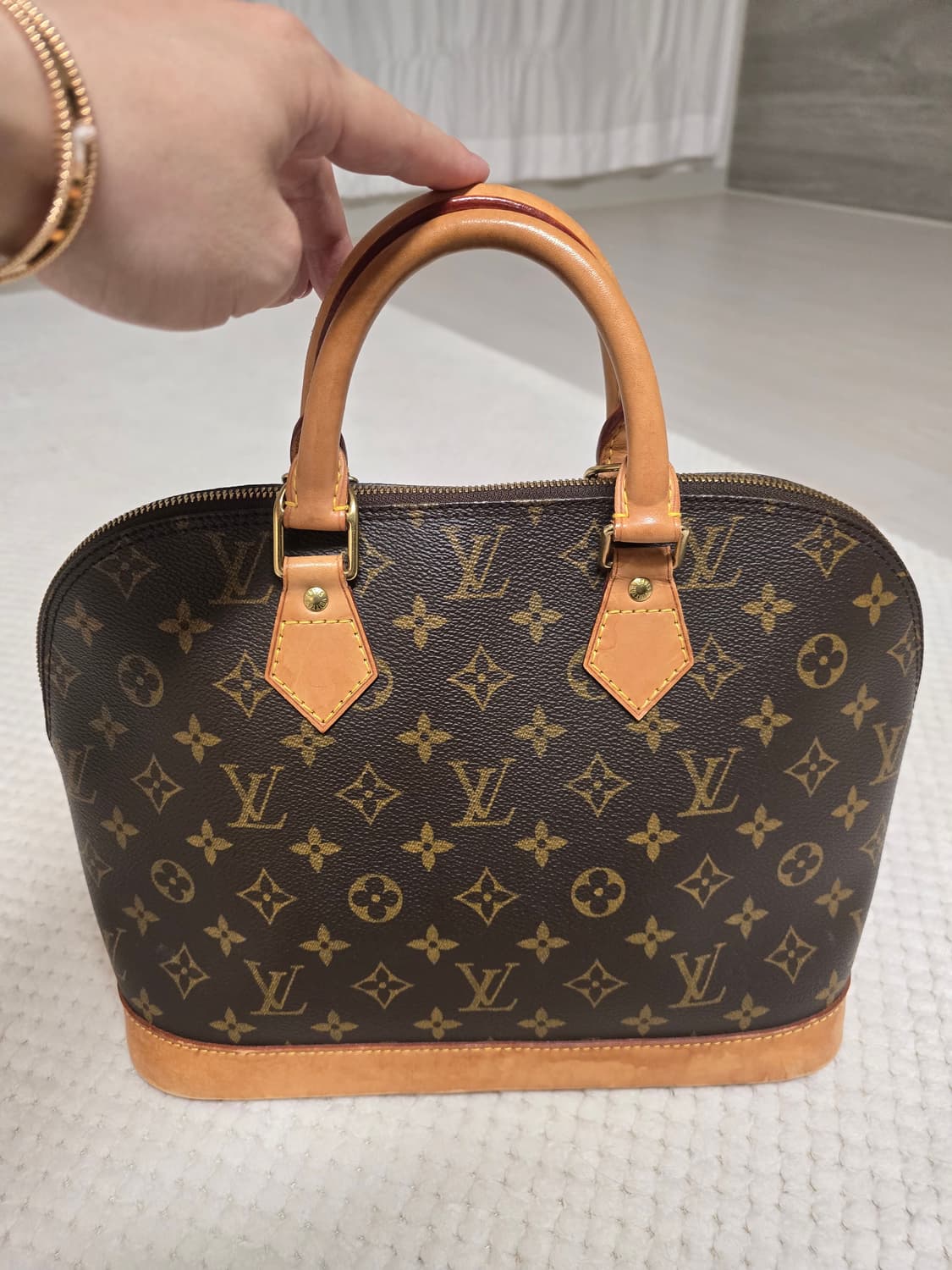 루이비통 알마 MM / 정품/ 급처 / 가격 낮춤 상품이미지2