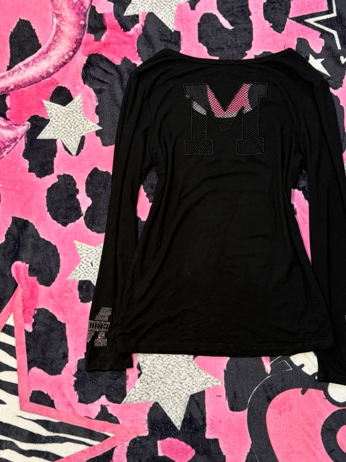 Y2K Onegyaru cubic back slit long sleeve 상품이미지10