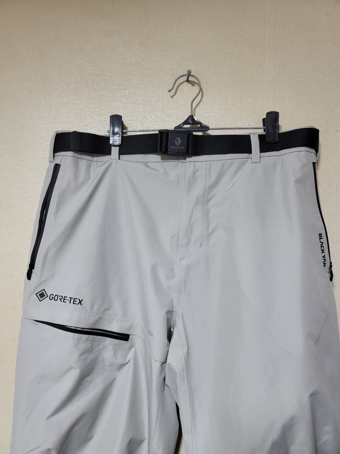 블랙야크 간절기 고기능 고어텍스 방수 팬츠 상품이미지2