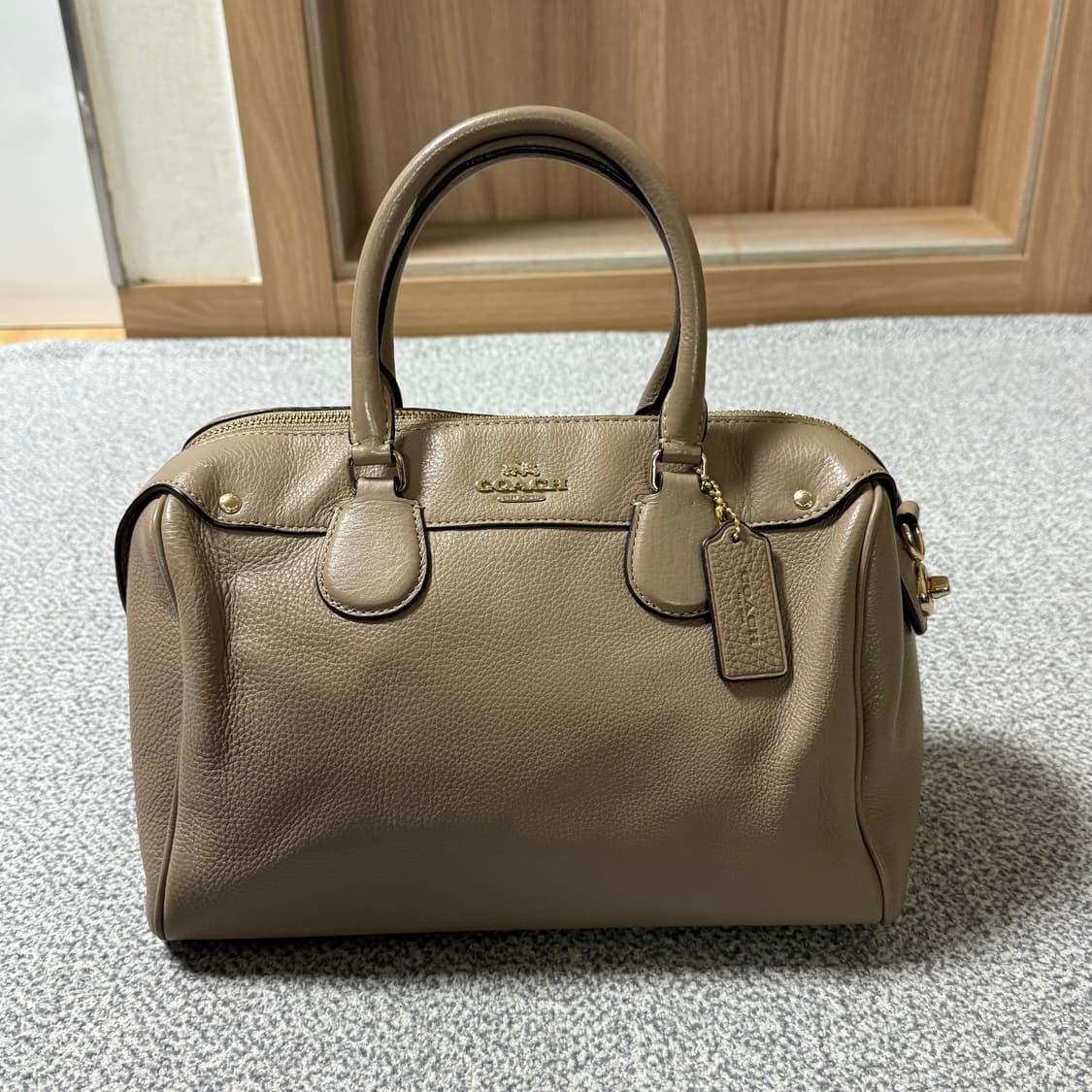 [정가 40만원] Coach 코치 미니 베넷 토트백 상품이미지1