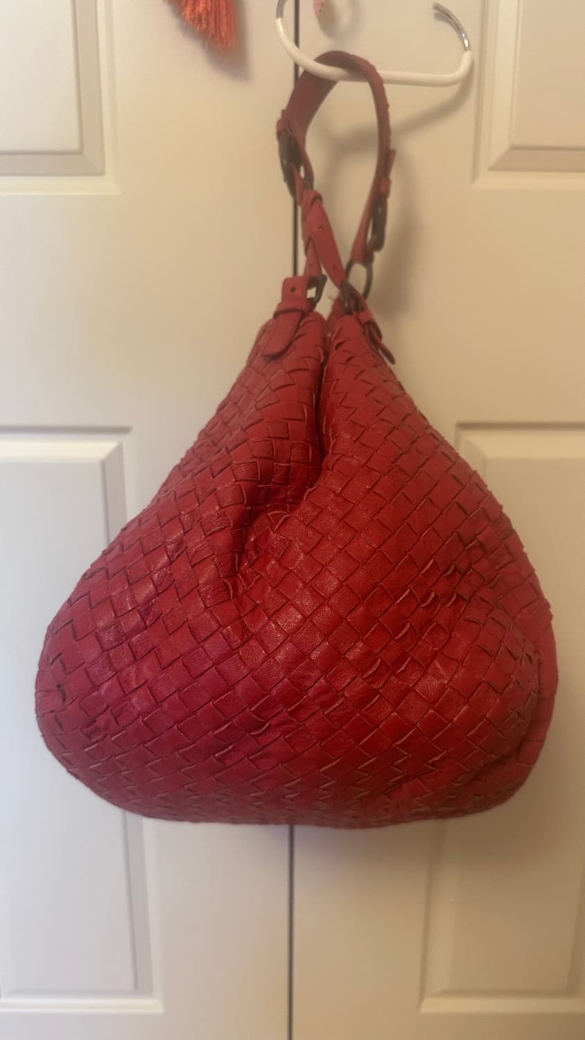 Bottega Veneta 인트레치아토 호보백 (미디움) 상품이미지4