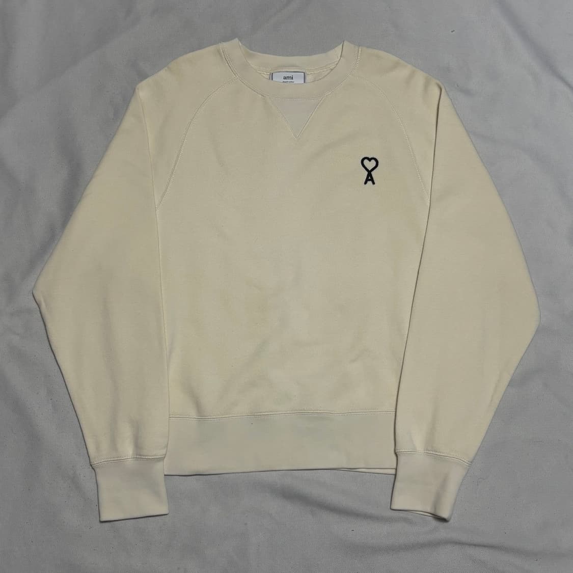 아미 아이보리 맨투맨 상품이미지2