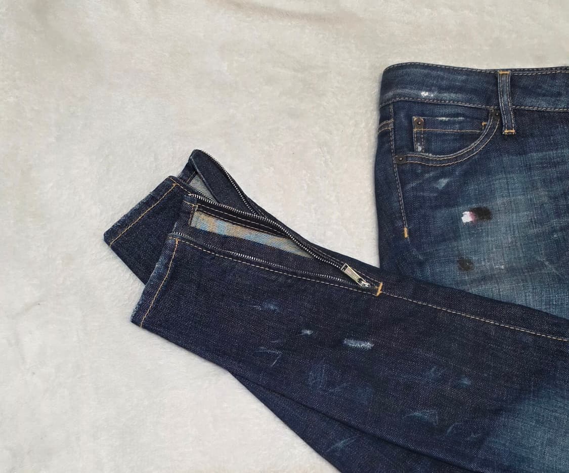 DSQUARED 디스퀘어드 밑단 지퍼 데님 팬츠 상품이미지5