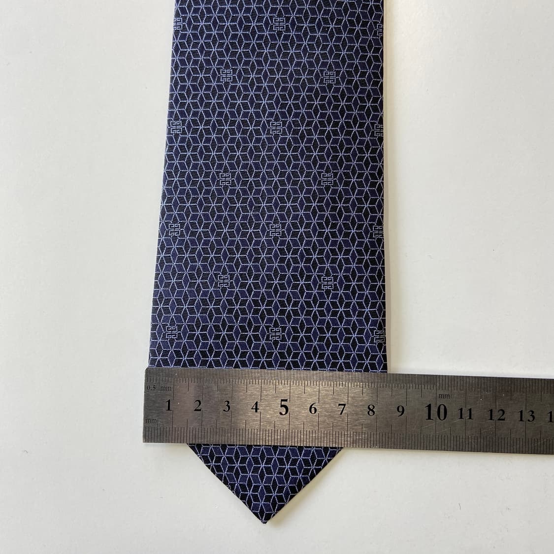 지방시 정품 명품 모노그램 넥타이 (GIVENCHY) 8.3cm 상품이미지8