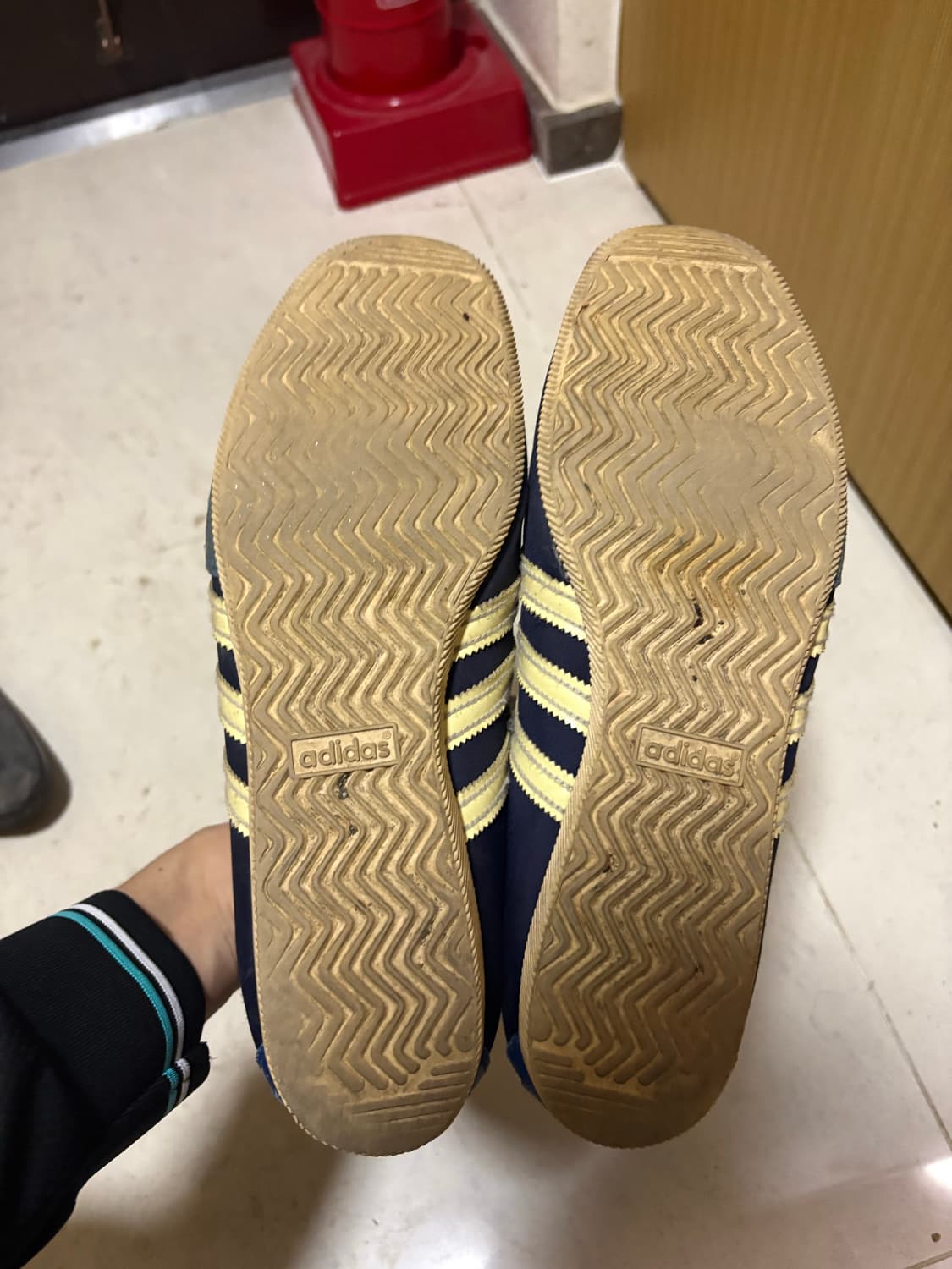 아디다스 웨일즈보너 285 상품이미지2