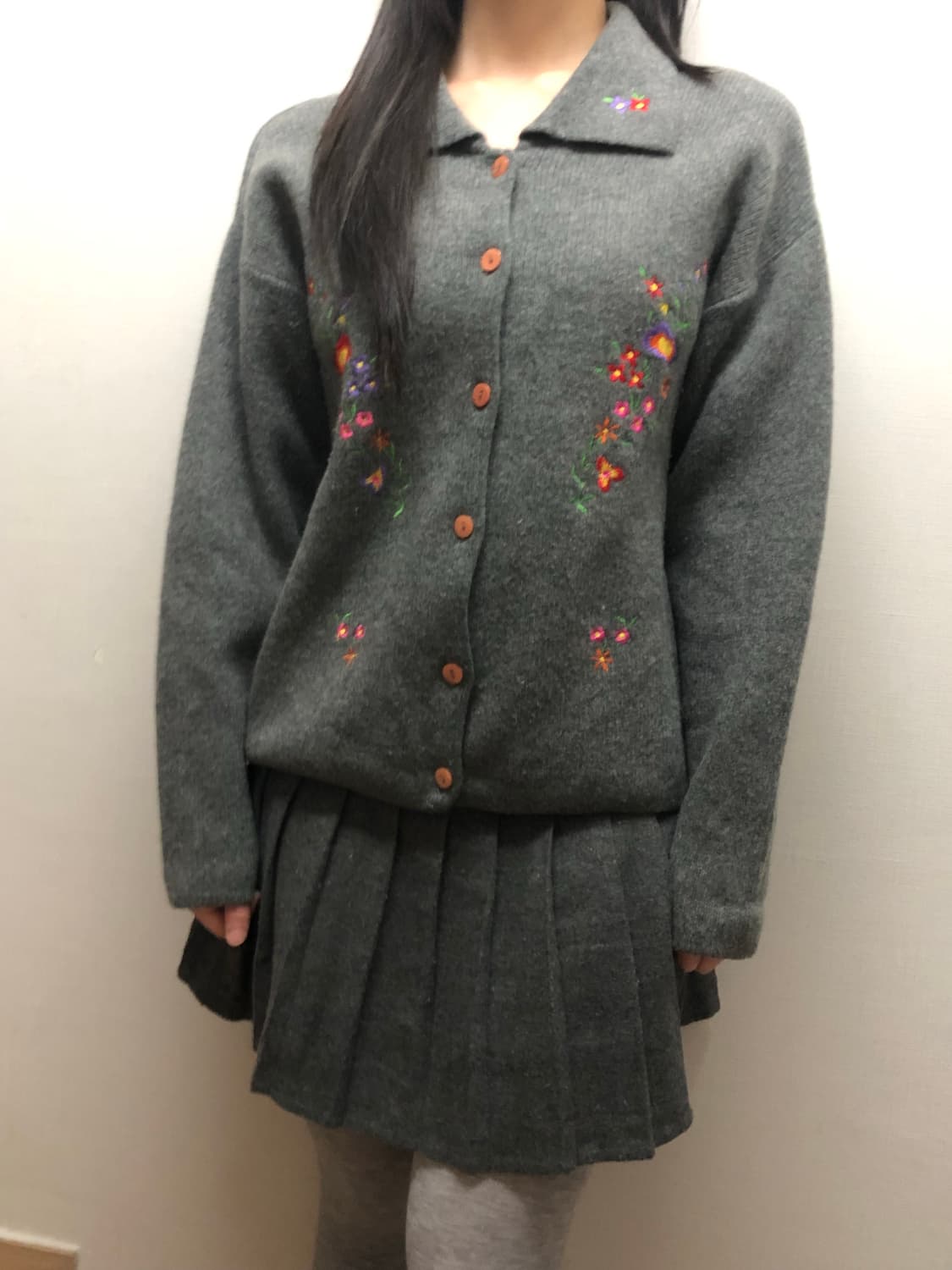 빈티지 그레이 플라워 자수 니트 가디건 상품이미지6