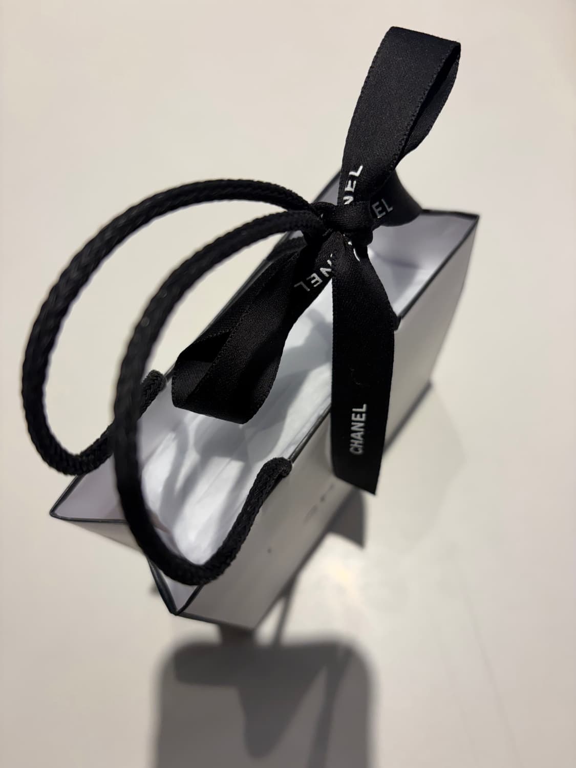 <백화점 구매,포장/새상품> 샤넬 코코 마드모아젤 오 드 빠르펭 50ml 상품이미지5