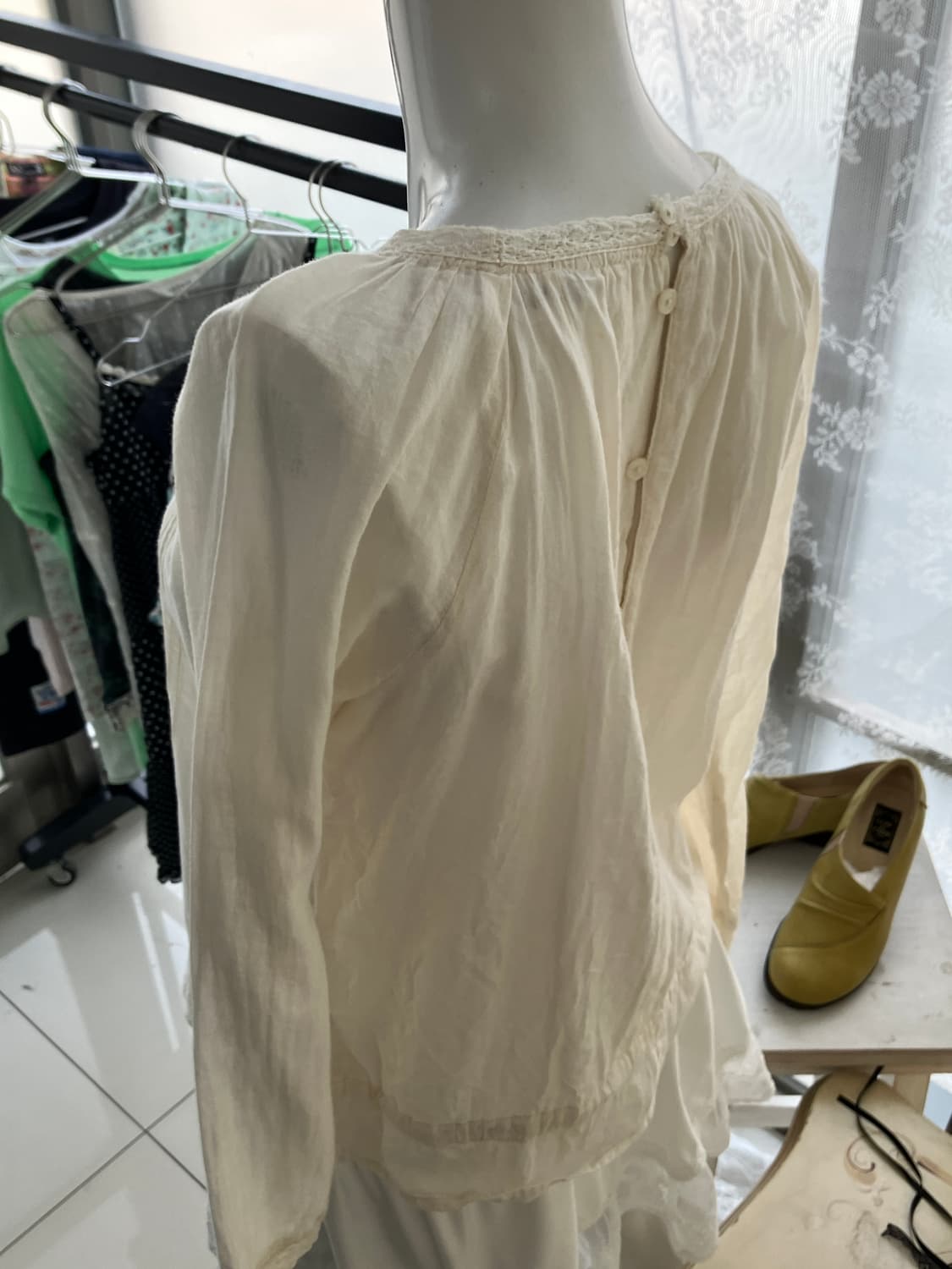 ivory crochet frill long blouse 상품이미지2