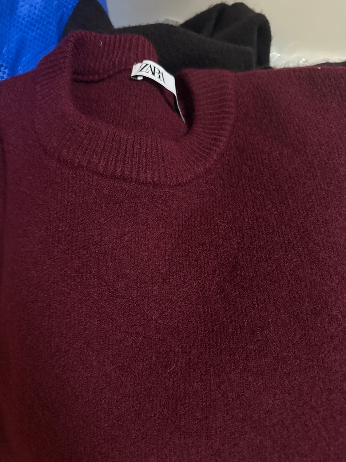 자라 플레인 니트 스웨터 버건디 상품이미지8