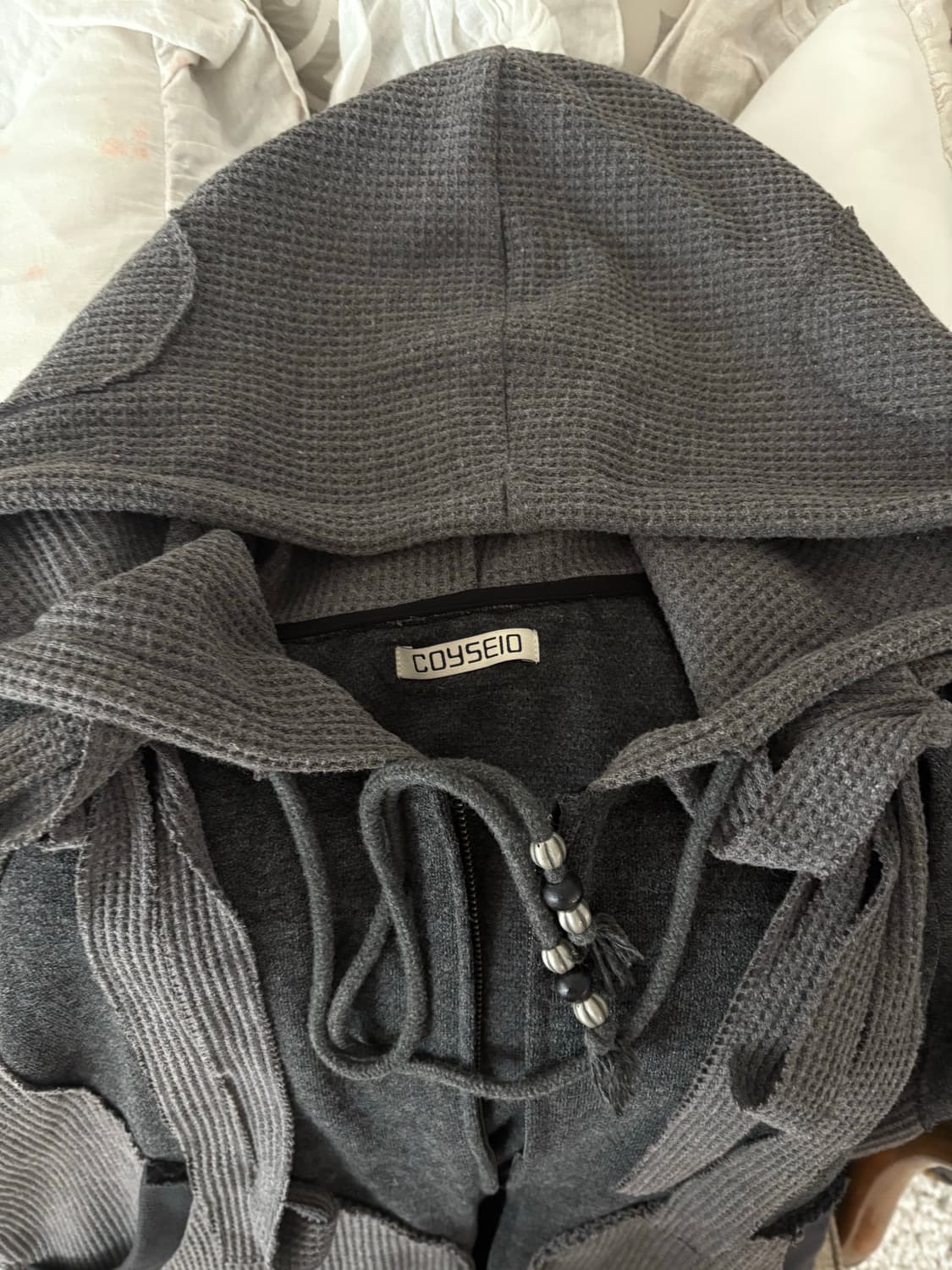 코이세이오 earmuff 후드집업 차콜 상품이미지1