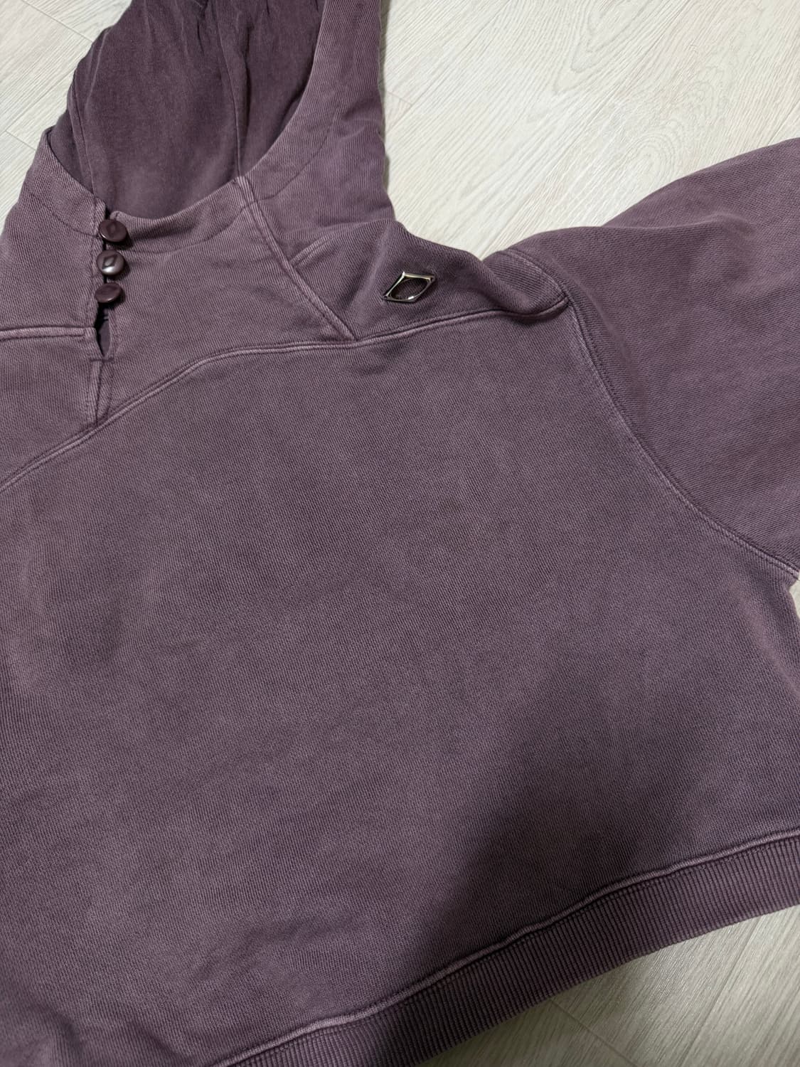 미스치프 사이드 버튼업 크롭 레드브라운 후드 맨투맨 상품이미지2