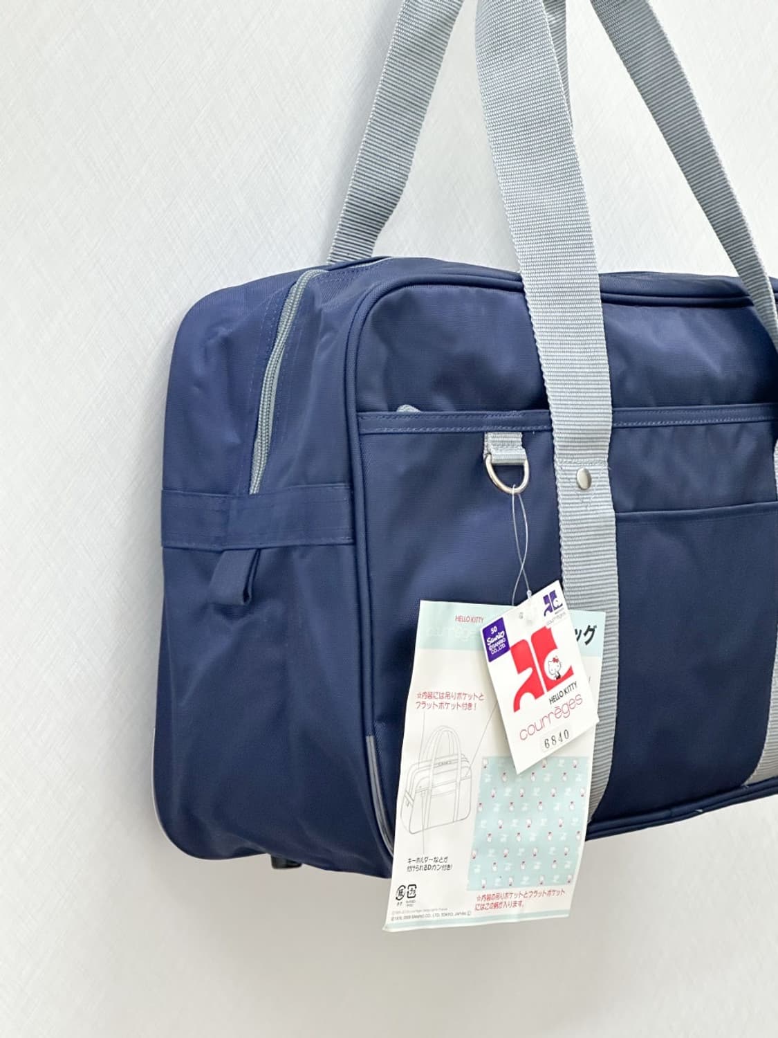 [새상품] courreges / 꾸레쥬 x 헬로키티 콜라보 숄더백  상품이미지6